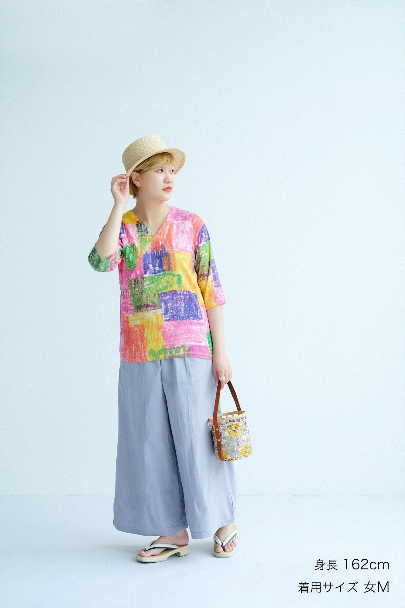 Chizimi Cotton 40/40 V-neck Shirt Elbow Length Sleeve / Flower Garden