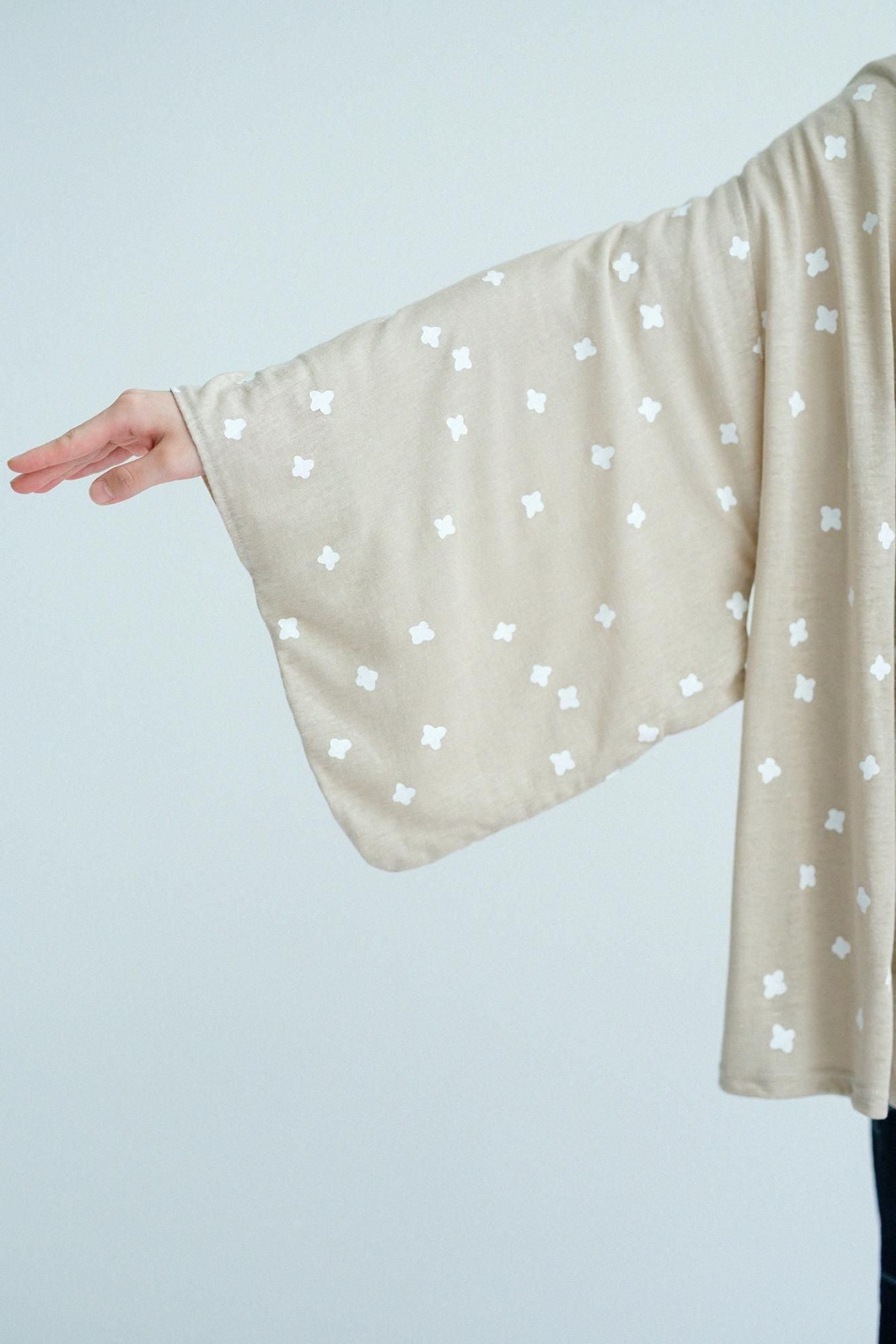 綿麻（めんあさ） 阿弥（あみ） 小袖莢（こそでさや）／小花ちらし