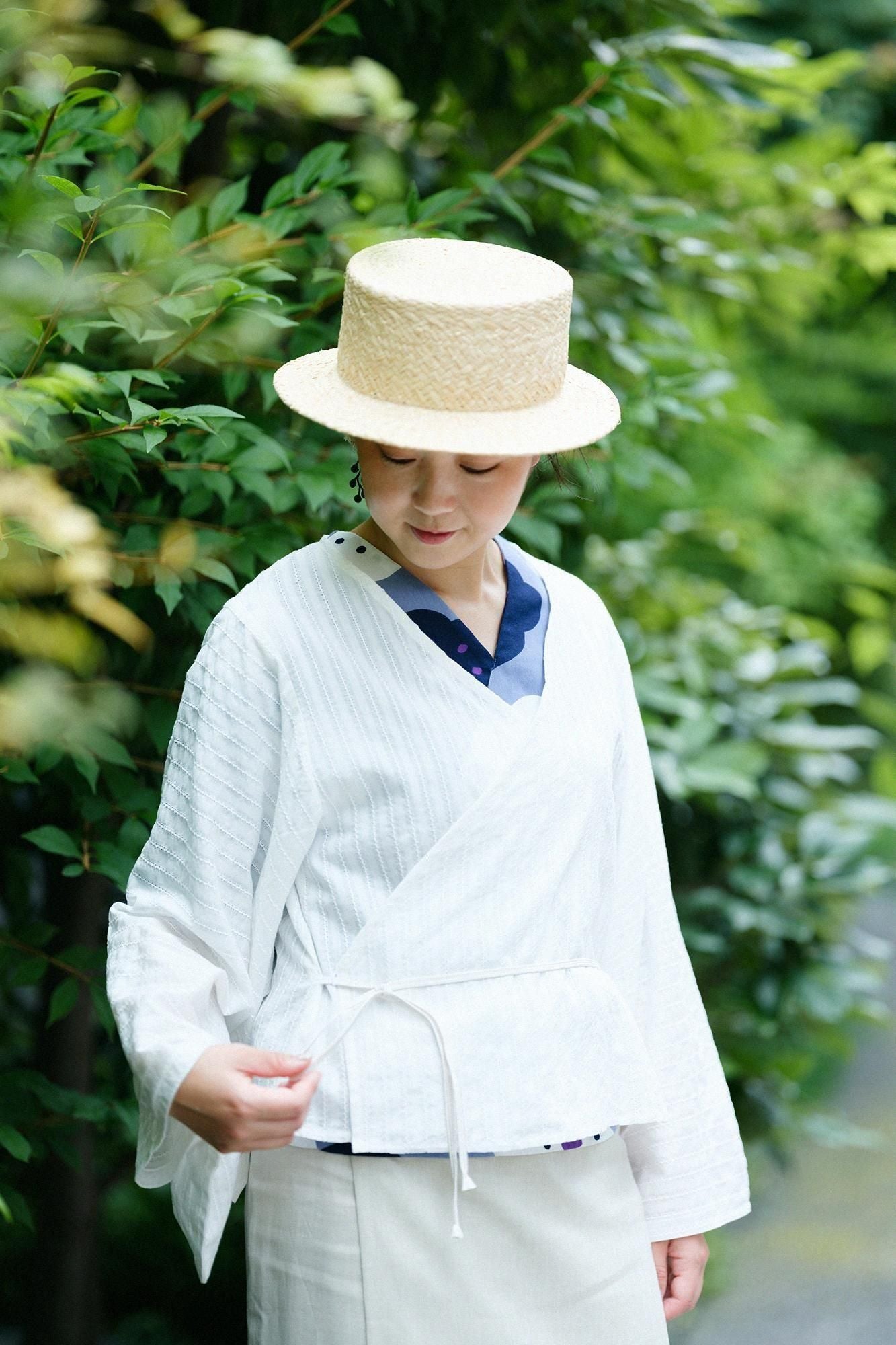 Durchbrochene Stickerei von Hiroi Kosode/Tsukumo
