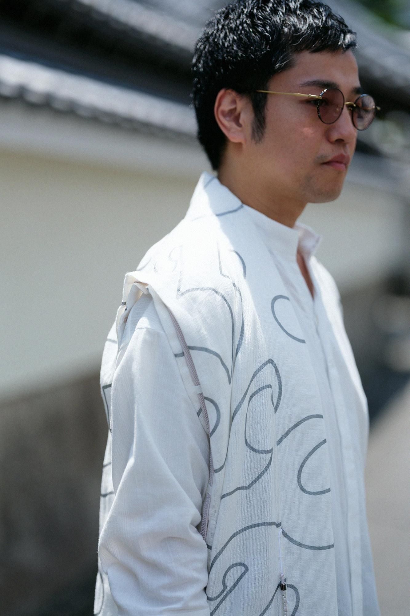 Jinbaori Shoulder Tuck Long / White Many Waves