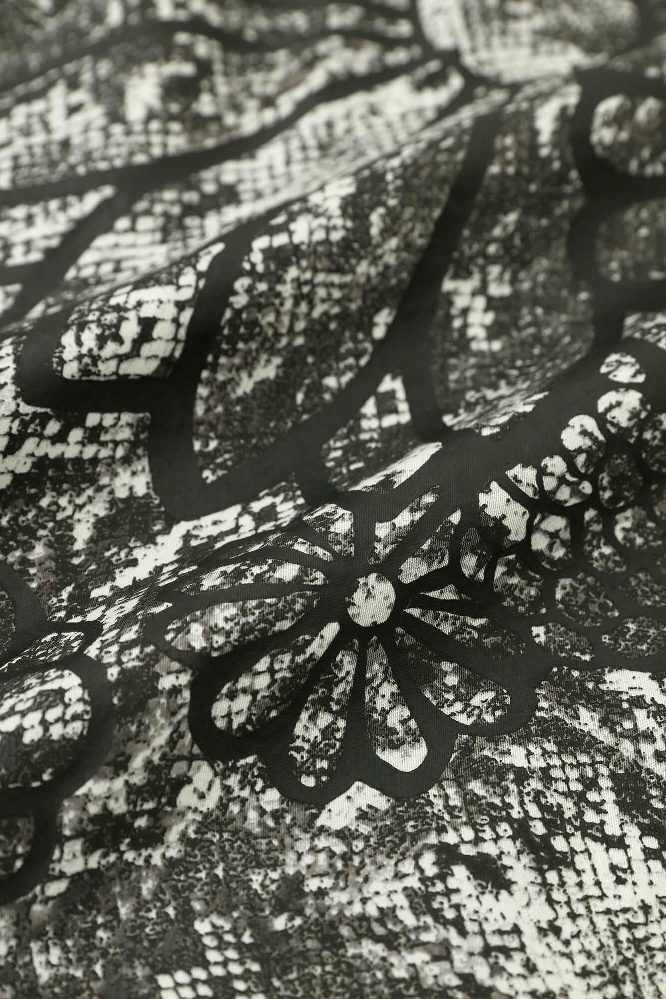 Satin Weave Fubi Shirt Pattern on Collar / Gold Damask Light Ink Grey