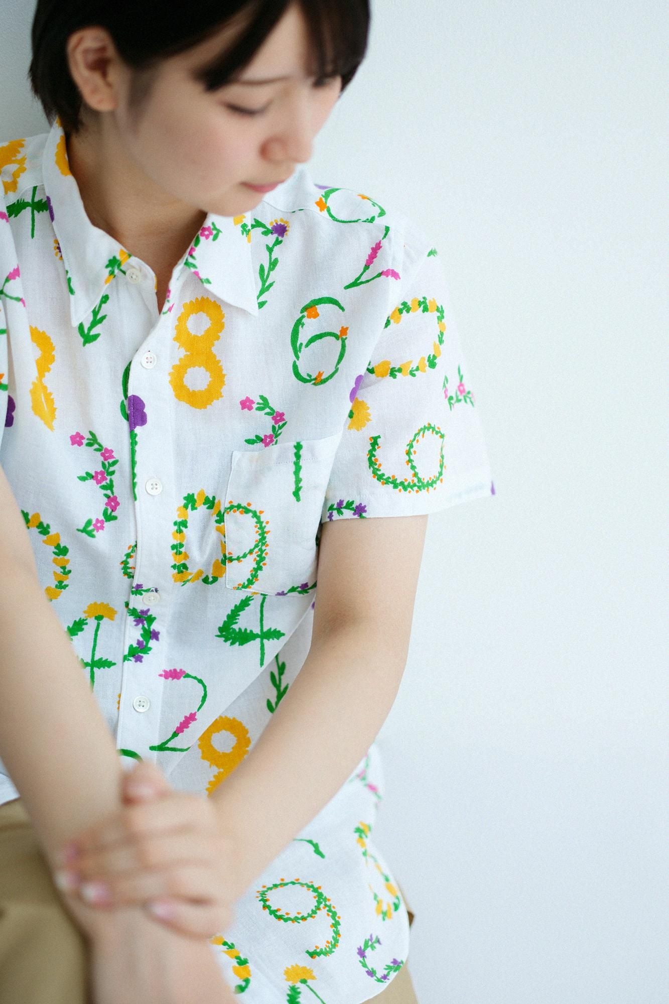 【net limited】Isemomen Cotton Bun／/ Short Sleeve Shirt Floral Numbers