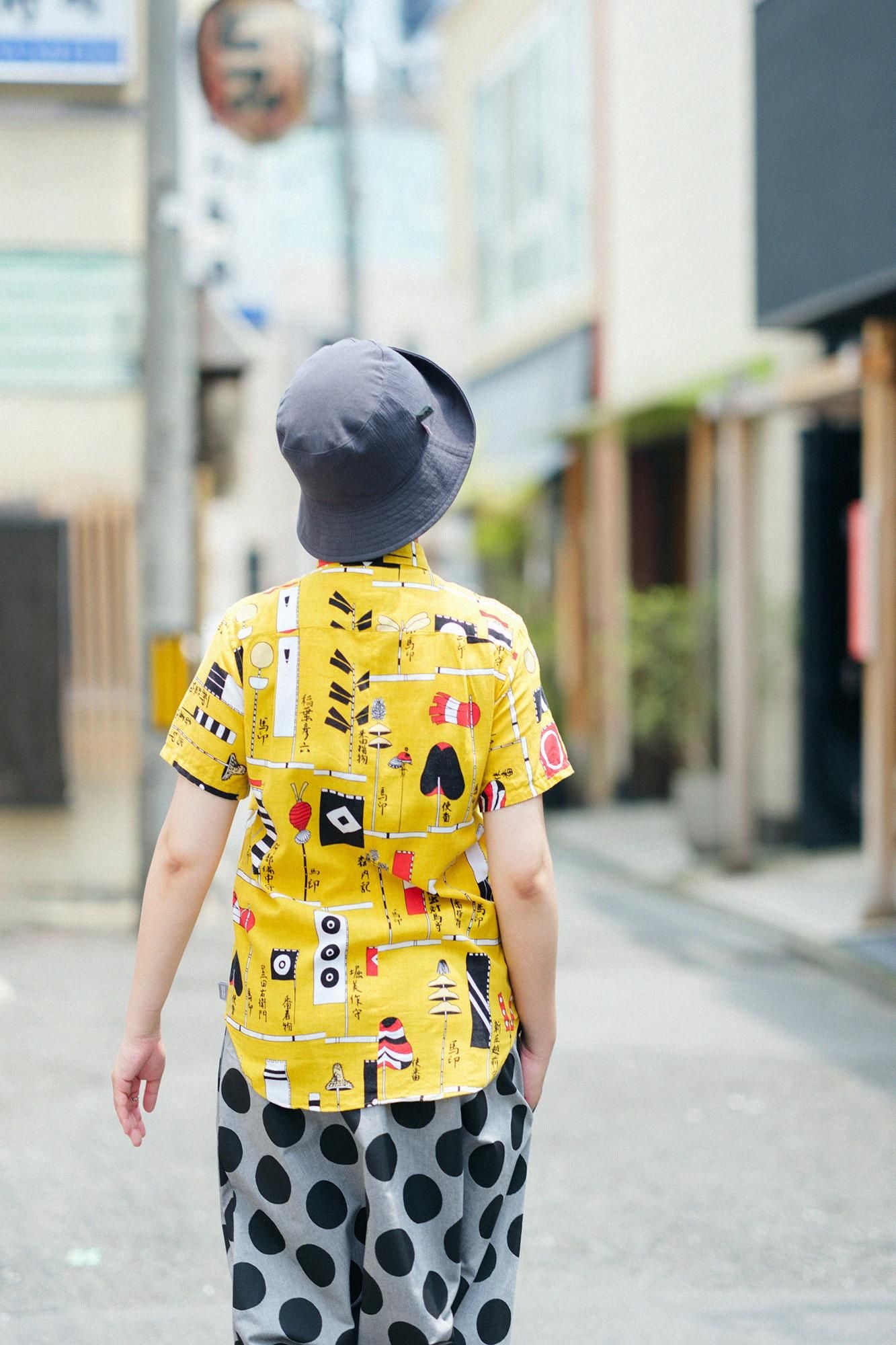 t*u様 Schott イエロー プリント柄 半袖シャツ M net限定】伊勢木綿 文（ぶん） 半袖シャツ／諸将旌旗図（しょしょう