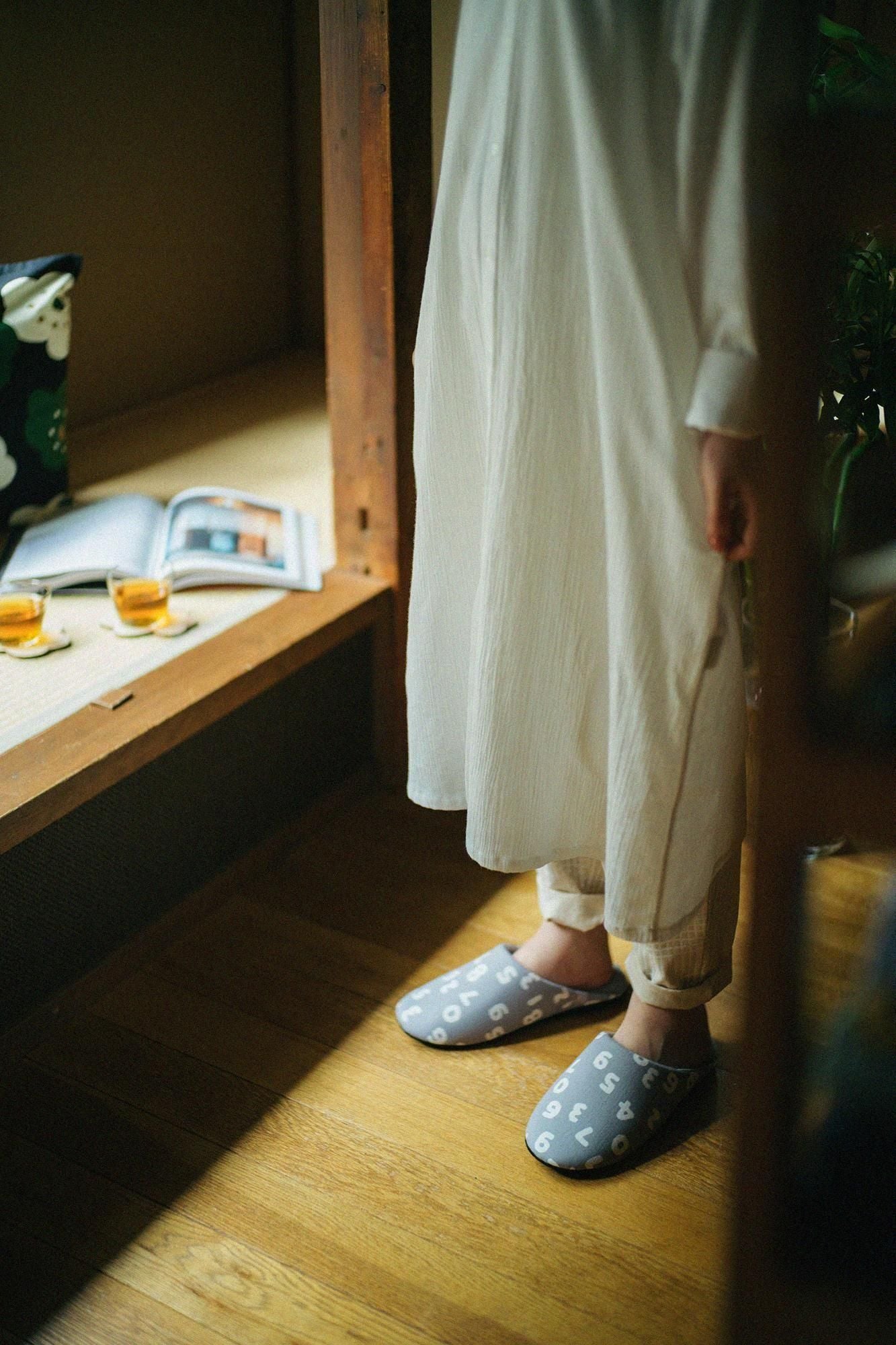 圖案紋樣室內拖鞋／SO-SU-U十數 昆 淺灰色