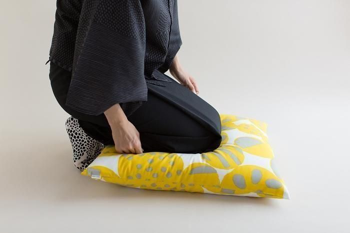 Housse de coussin 21ème toile tissée/Urara Kiki [*Délai environ 3 semaines pour la livraison]