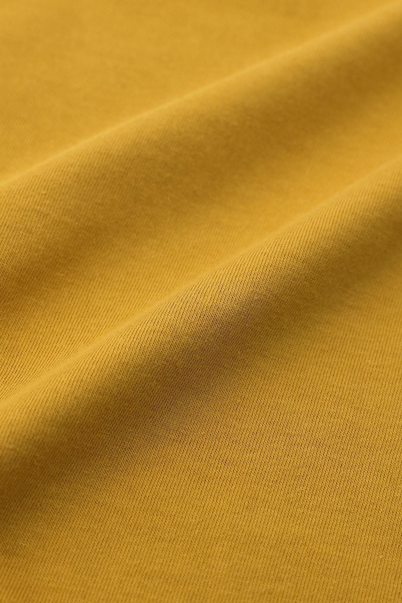 Naginata-Ärmelfalten Jiban/Senffarbe