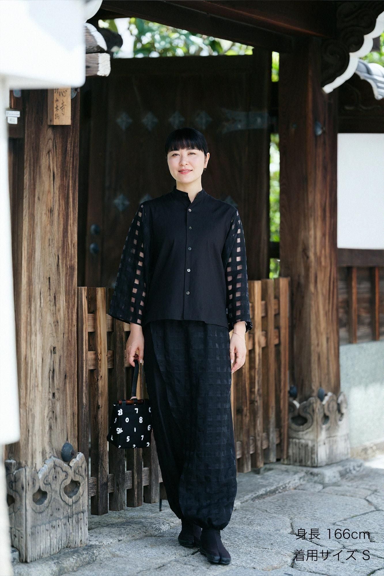 【Online】Linen-Rayon Blend × Hollow Out Lattice Weave Wrap Harem Pants / Black