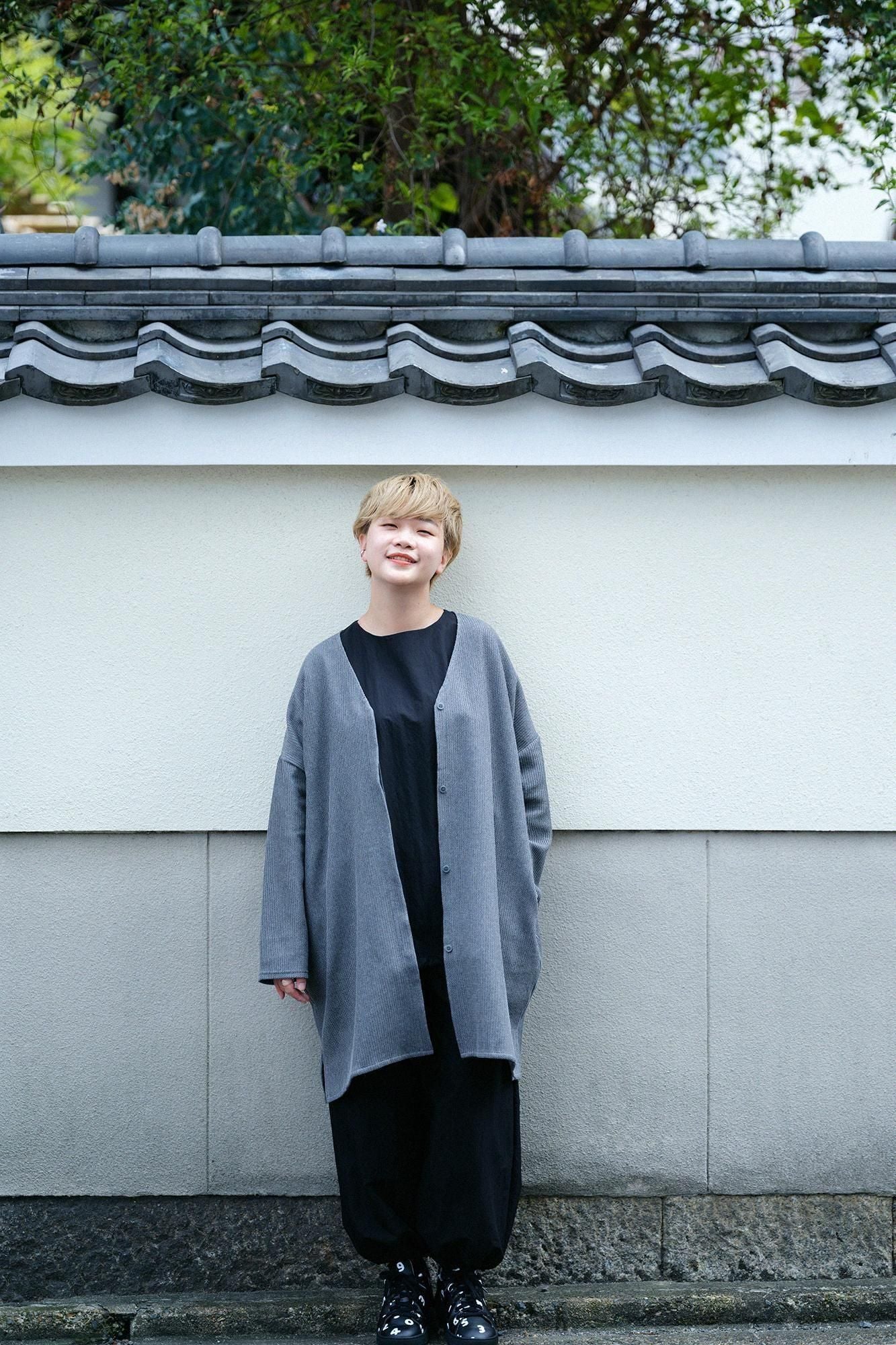 Baumwoll-Nylon-Dolman-Ärmel-Largo-Tunika/Schwarz