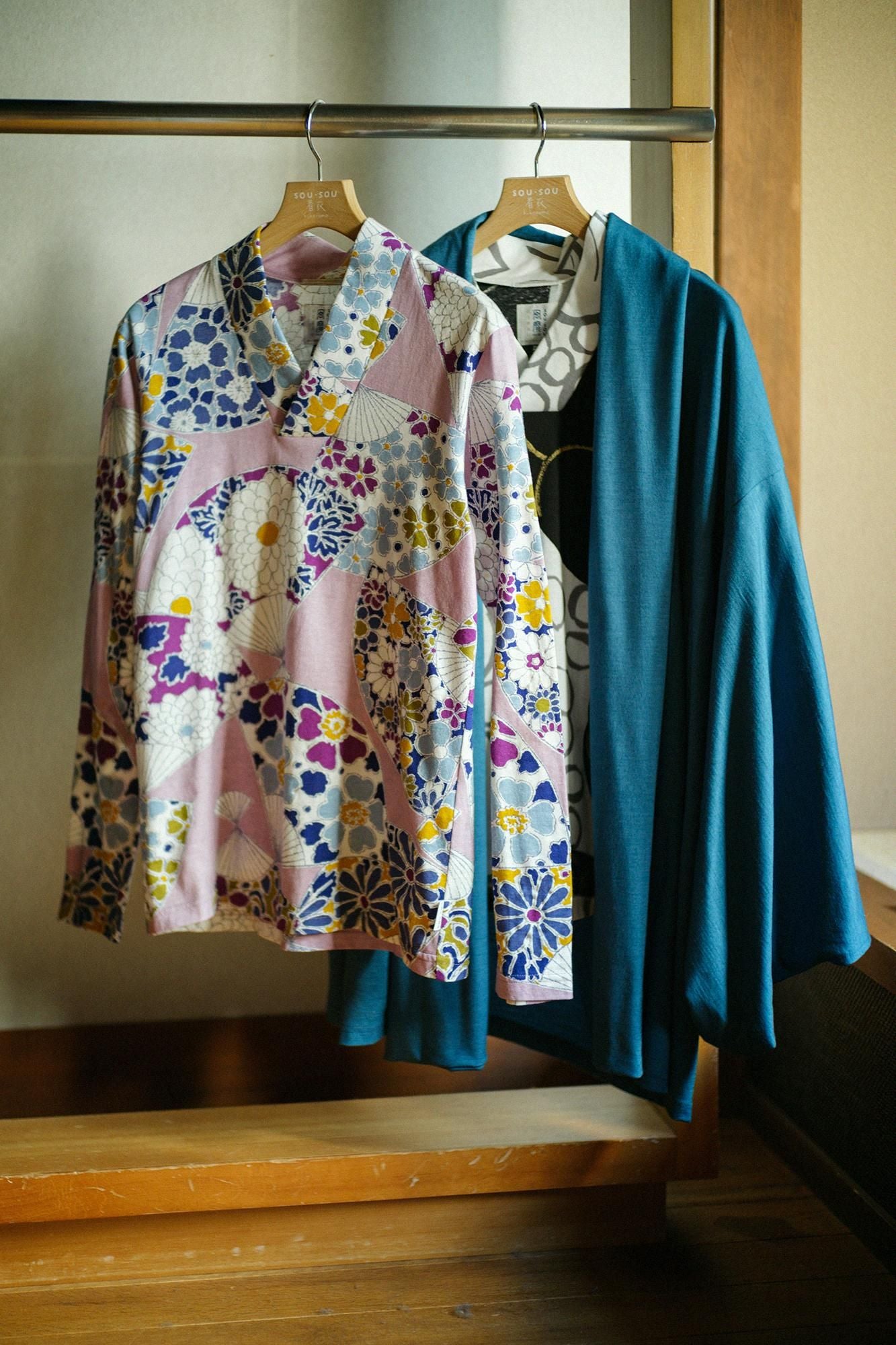 狹風靡 和服領上衣 拔衣紋／扇子