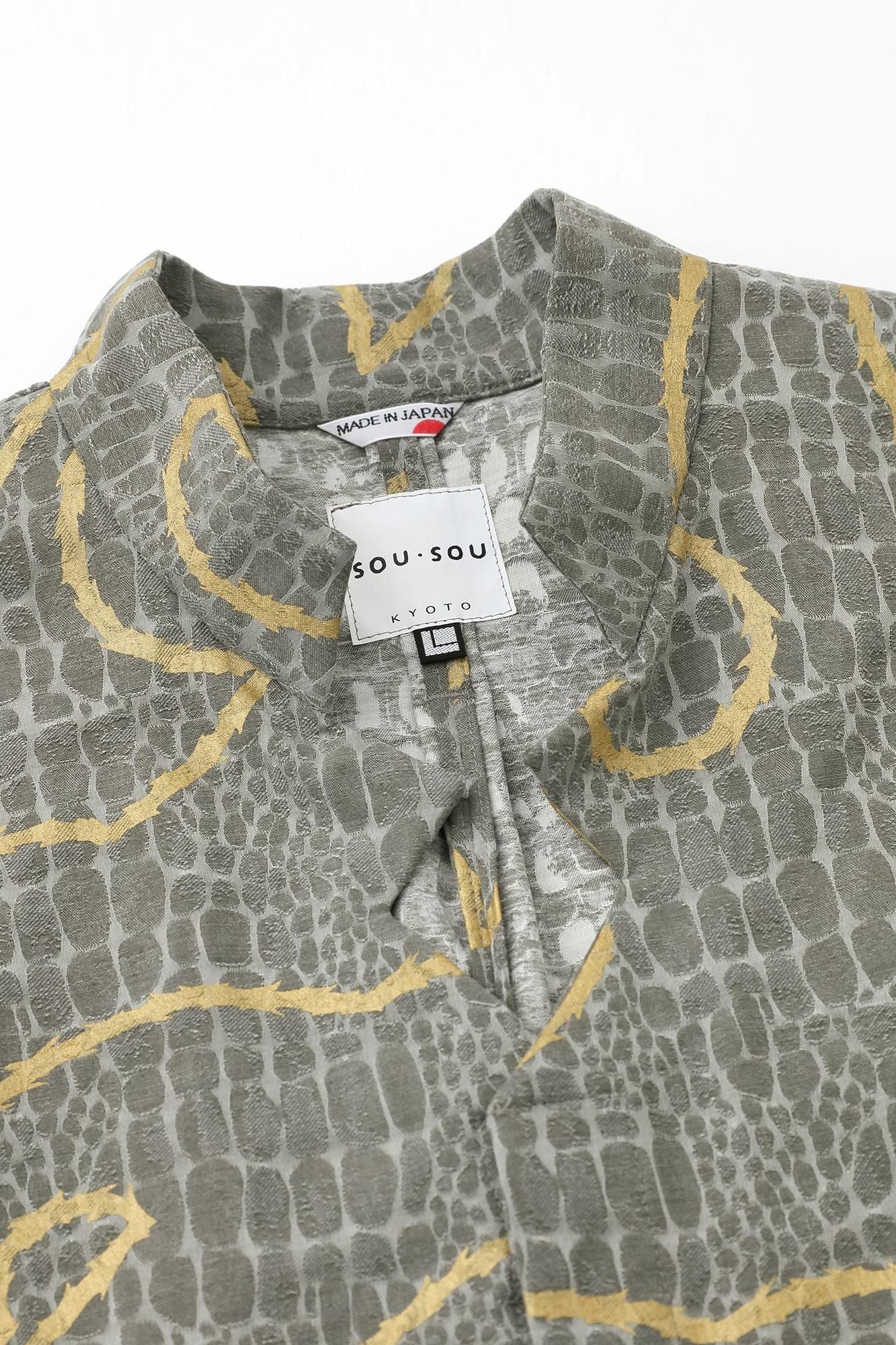 Snake-spotted Shinshu Kimono Sleeve Blouse / Many Waves