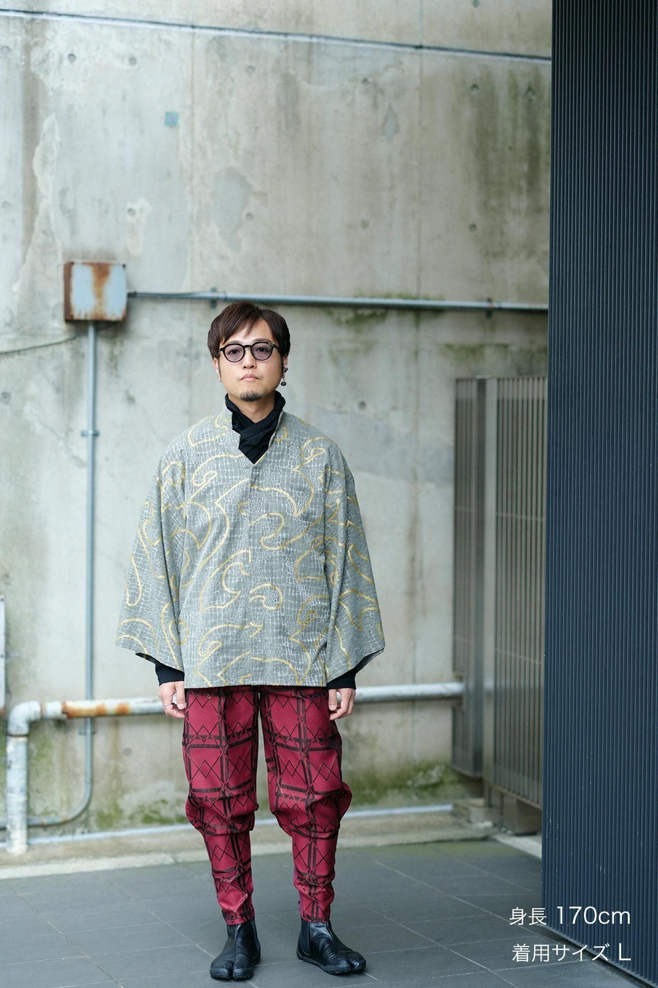 Snake-spotted Shinshu Kimono Sleeve Blouse / Many Waves