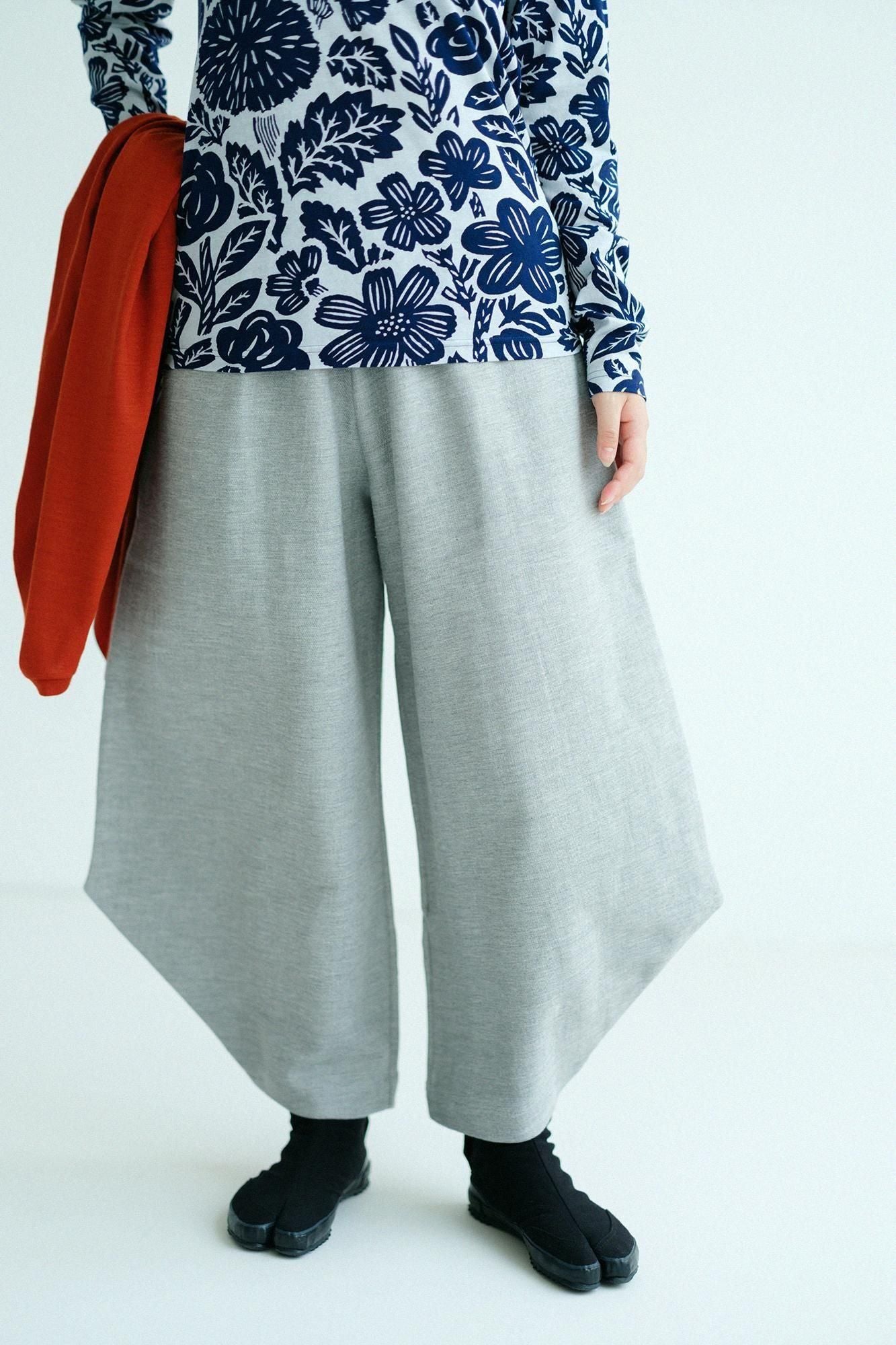 伸 斜紋織 闊腿褲 穩／銀灰色