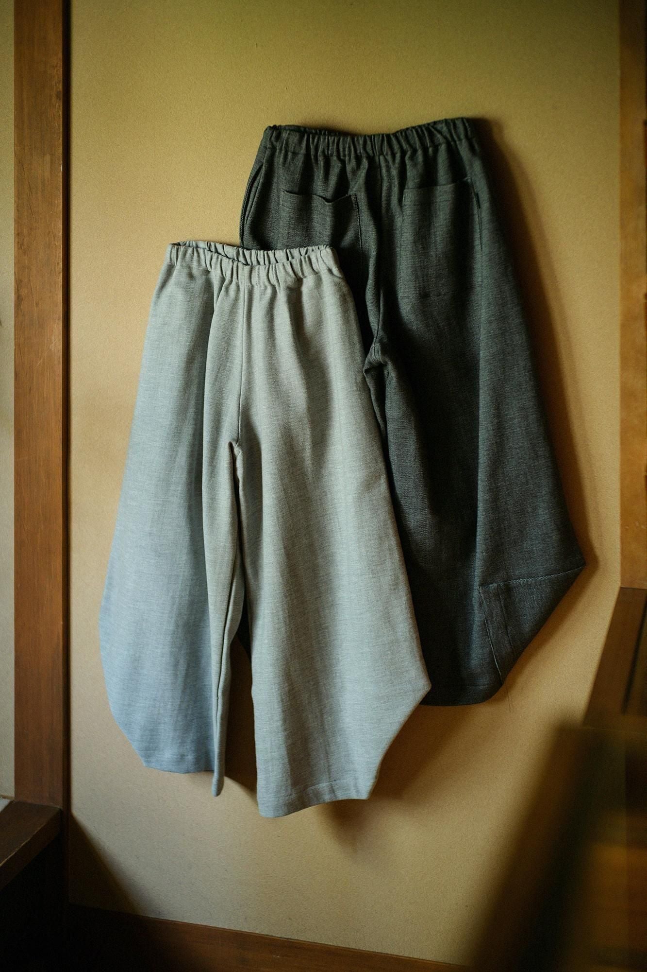 Shin Twill Weave Wide-legged Pants Odayaka Ink Black