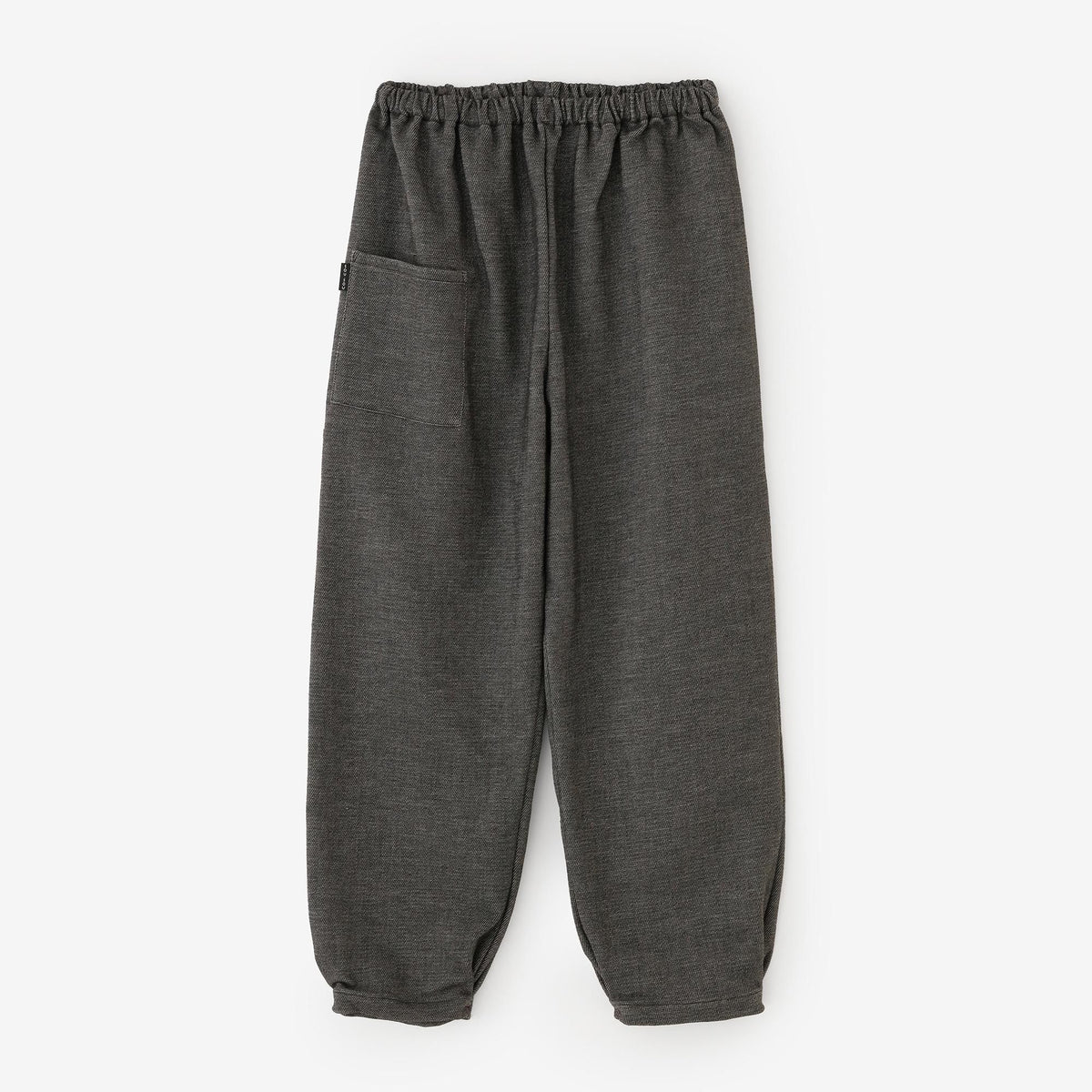 伸（しん） 綾織（あやおり） 襞（ひだ）もんぺ／墨黒（すみくろ）