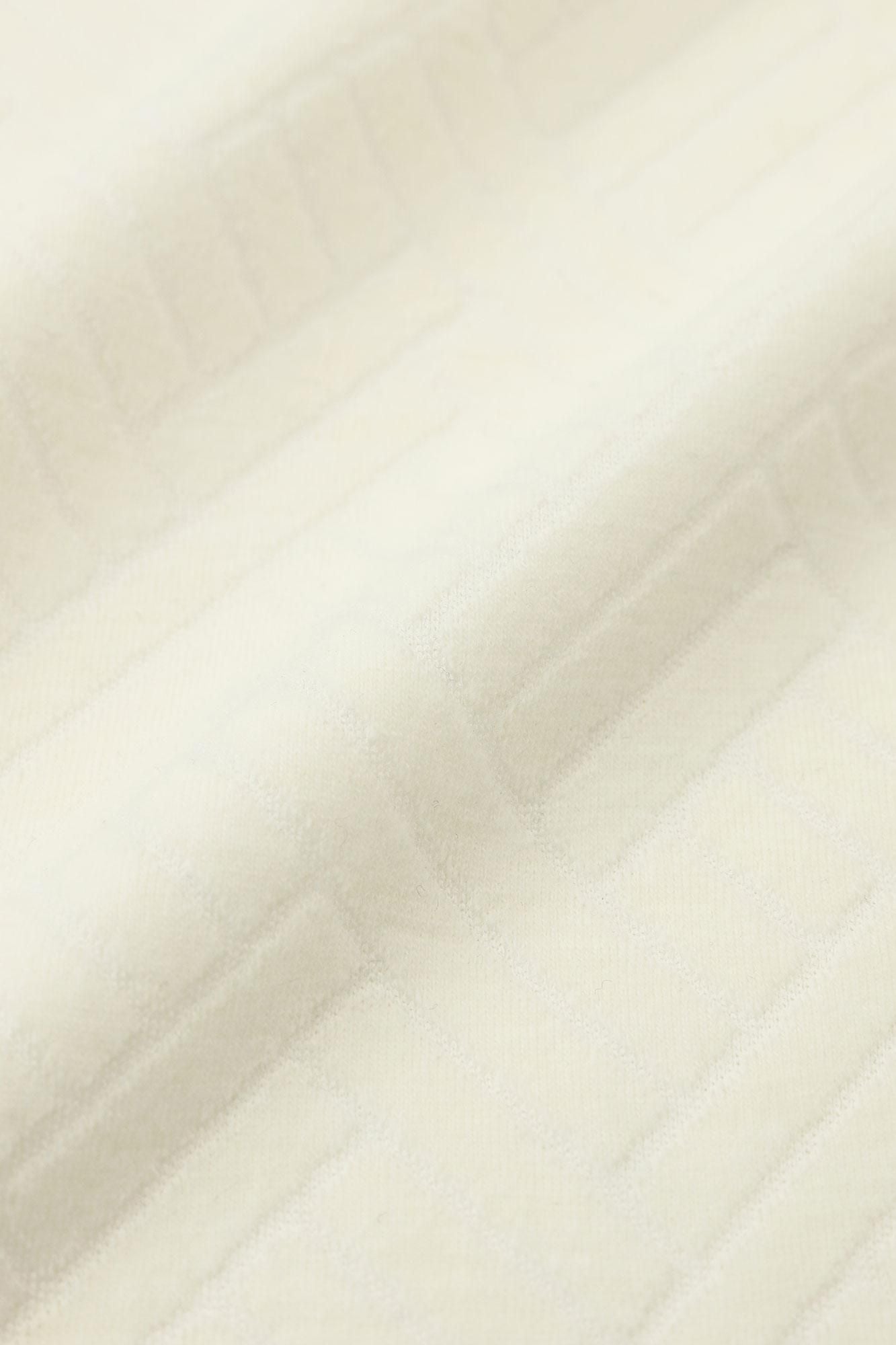 雙層緹花 高領上衣／鳥白色