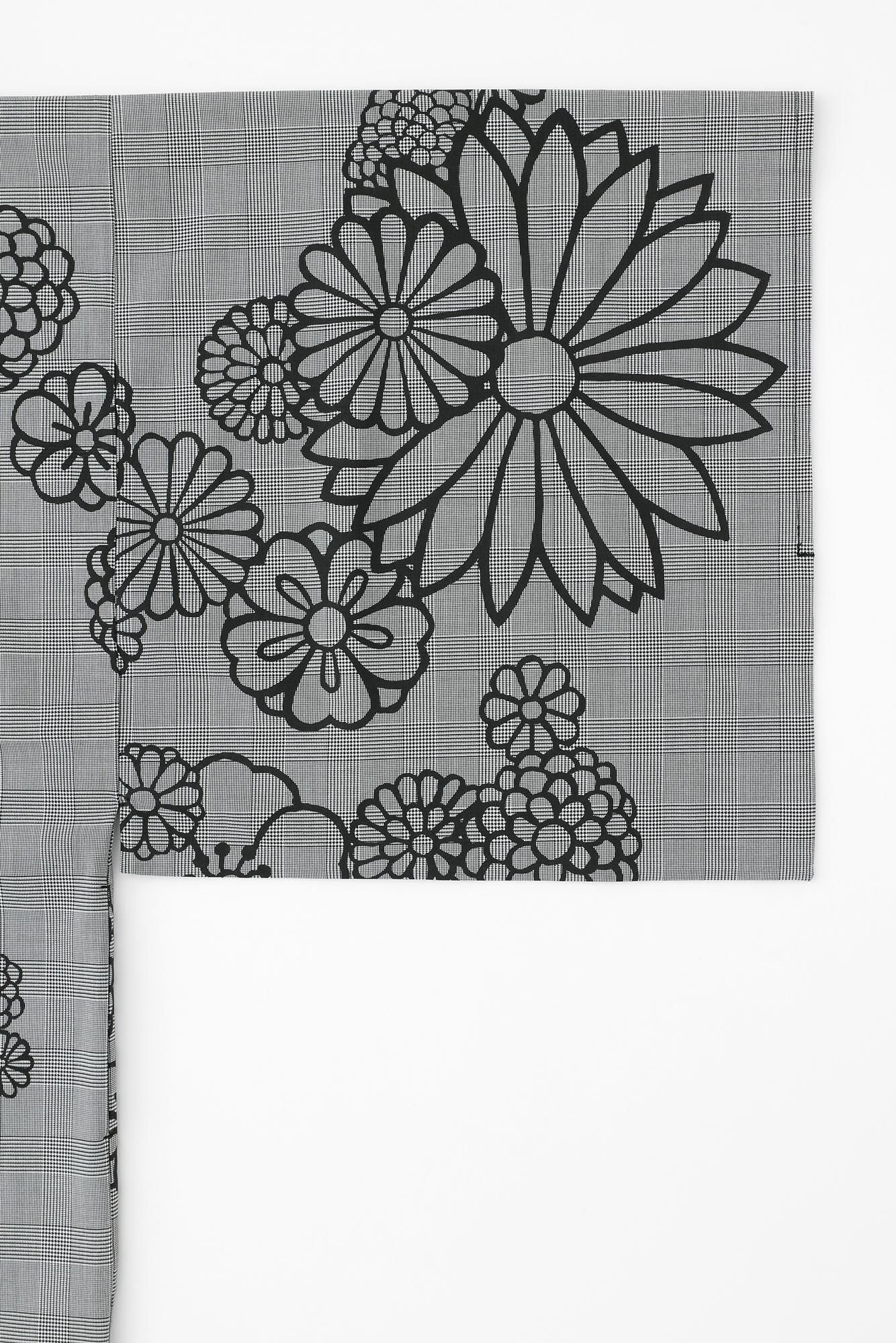 千鳥格子織（ちどりごうしおり） 角袖袢纏（かくそではんてん） 単（ひとえ）／金襴緞子（きんらんどんす） 羅墨（らぼく）