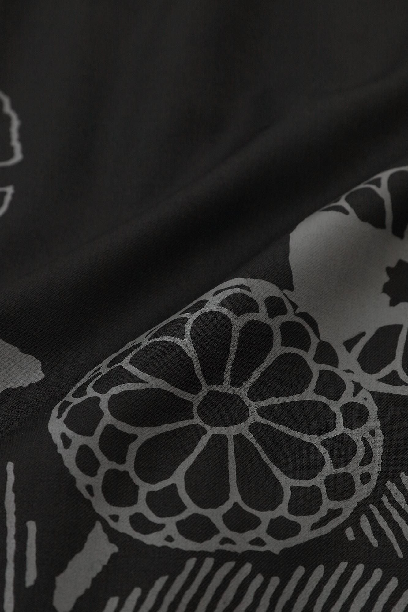 Merino Wool Twill Weave Wrap Hakama Pants / Yamafuuga Black