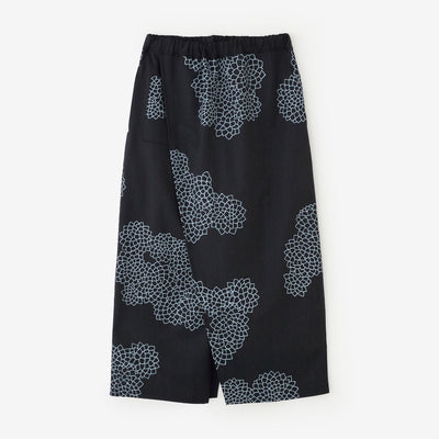 Twillgewebe aus Merinowolle Tsutsushita/Kumoma-Chrysantheme, tiefes Marineblau