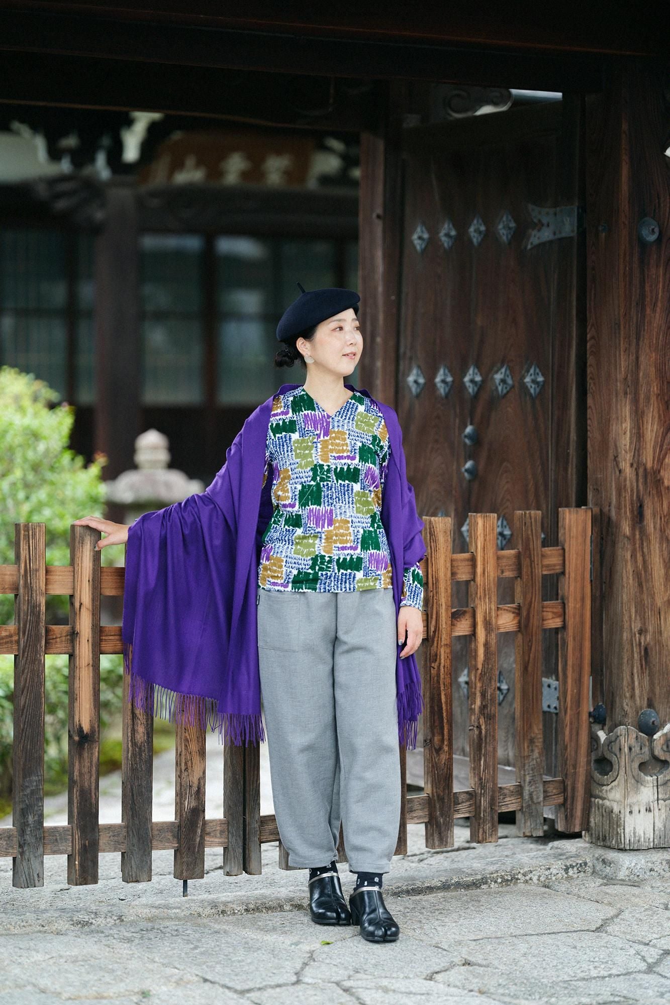 V領上衣 長袖／共鳴