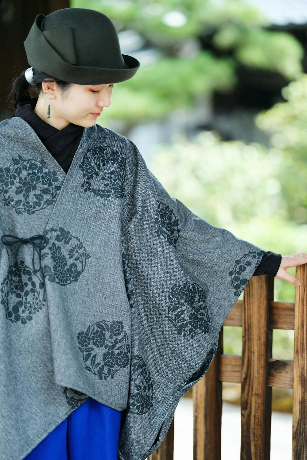 SOUSOU長羽織 42双 梳毛（そもう） 長羽織（ながばおり） 袷（あわせ）／濡羽