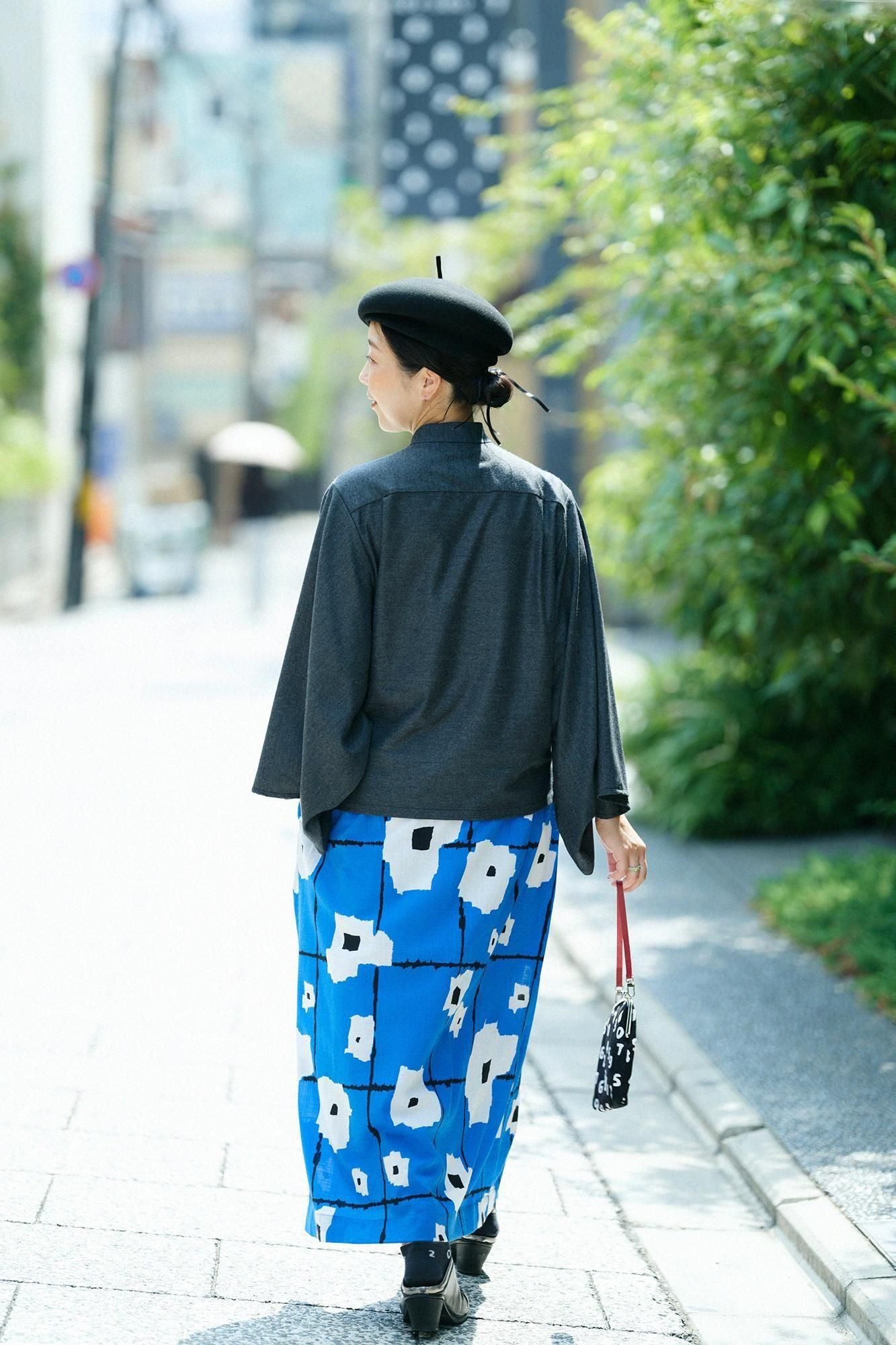 Balance Circular(R) 羊毛 Soui 上衣/脱炭色