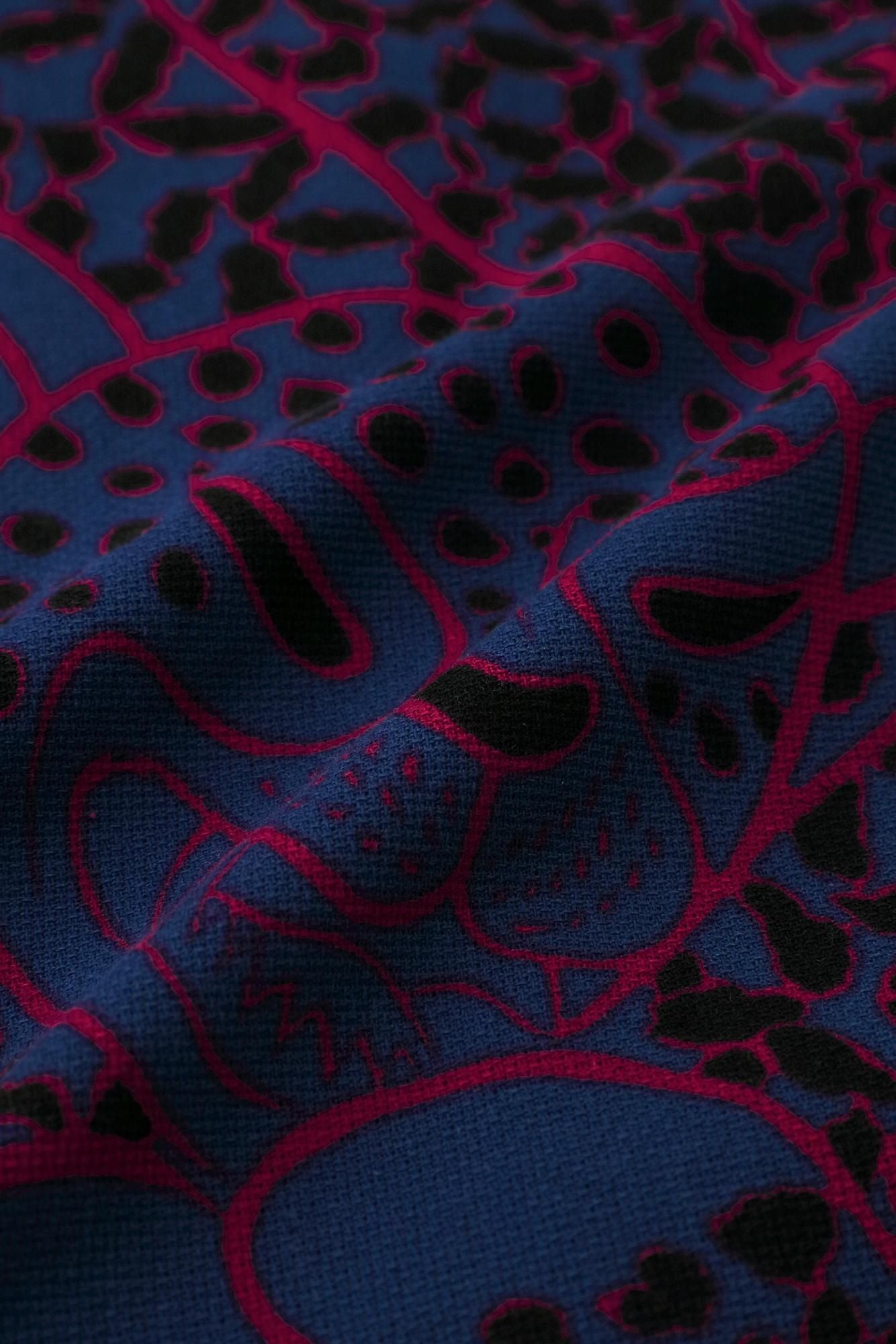 Dobby Weave Triangular Sleeve Short Coat Single Layer / blue red jaguars