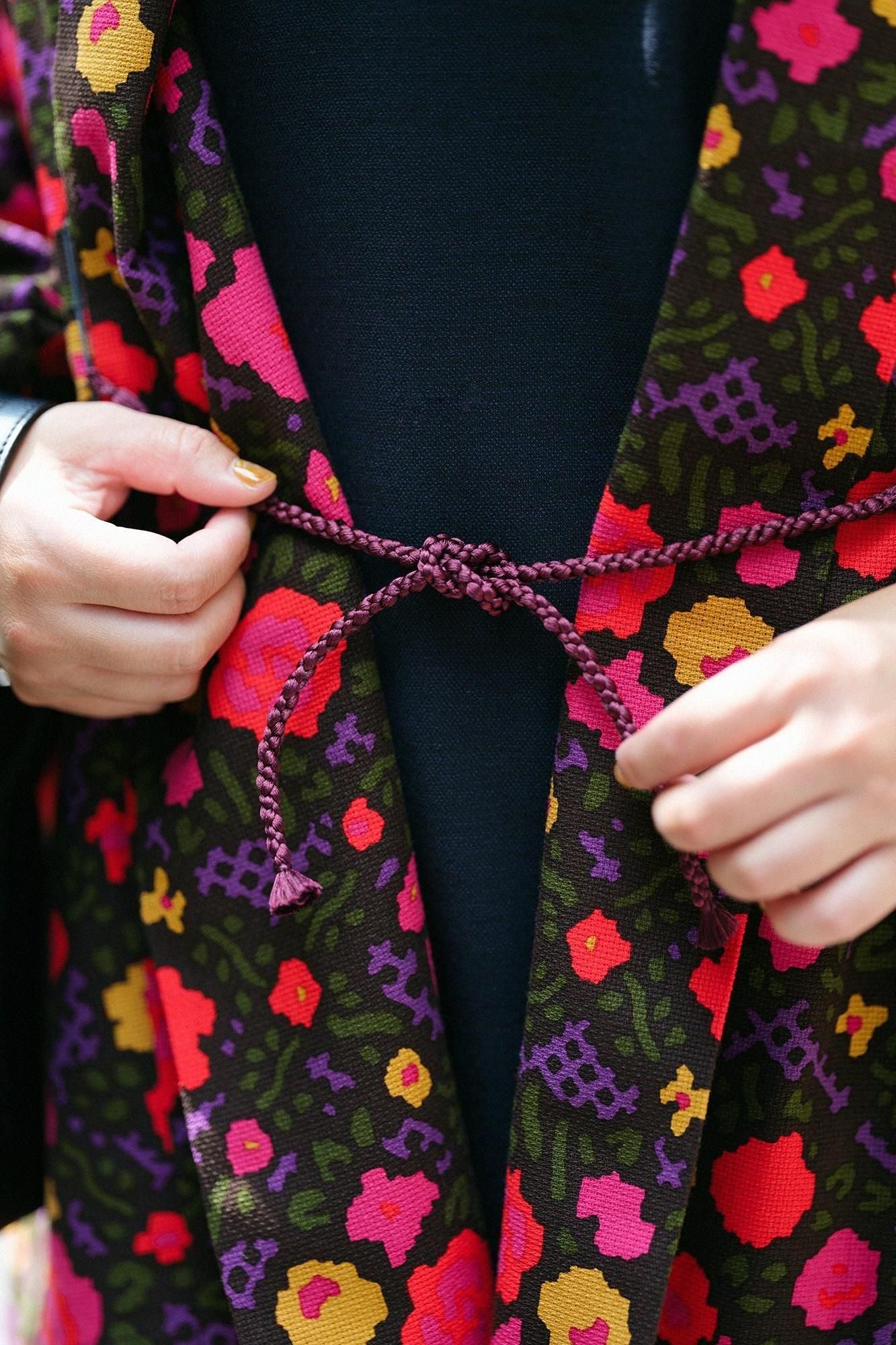 Dobby Weave Triangular Sleeve Short Coat Single Layer / Rose