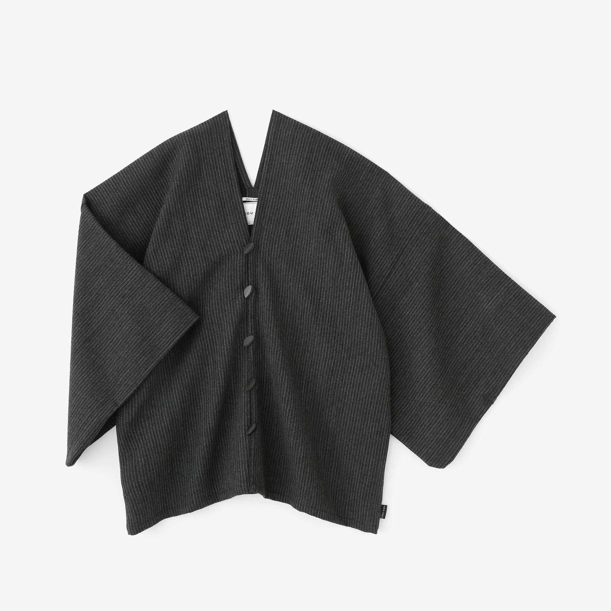 梳毛（そもう） はつき／墨色（すみいろ）