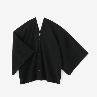 梳毛（そもう） 阿弥（あみ） はつき／濡羽色（ぬればいろ）