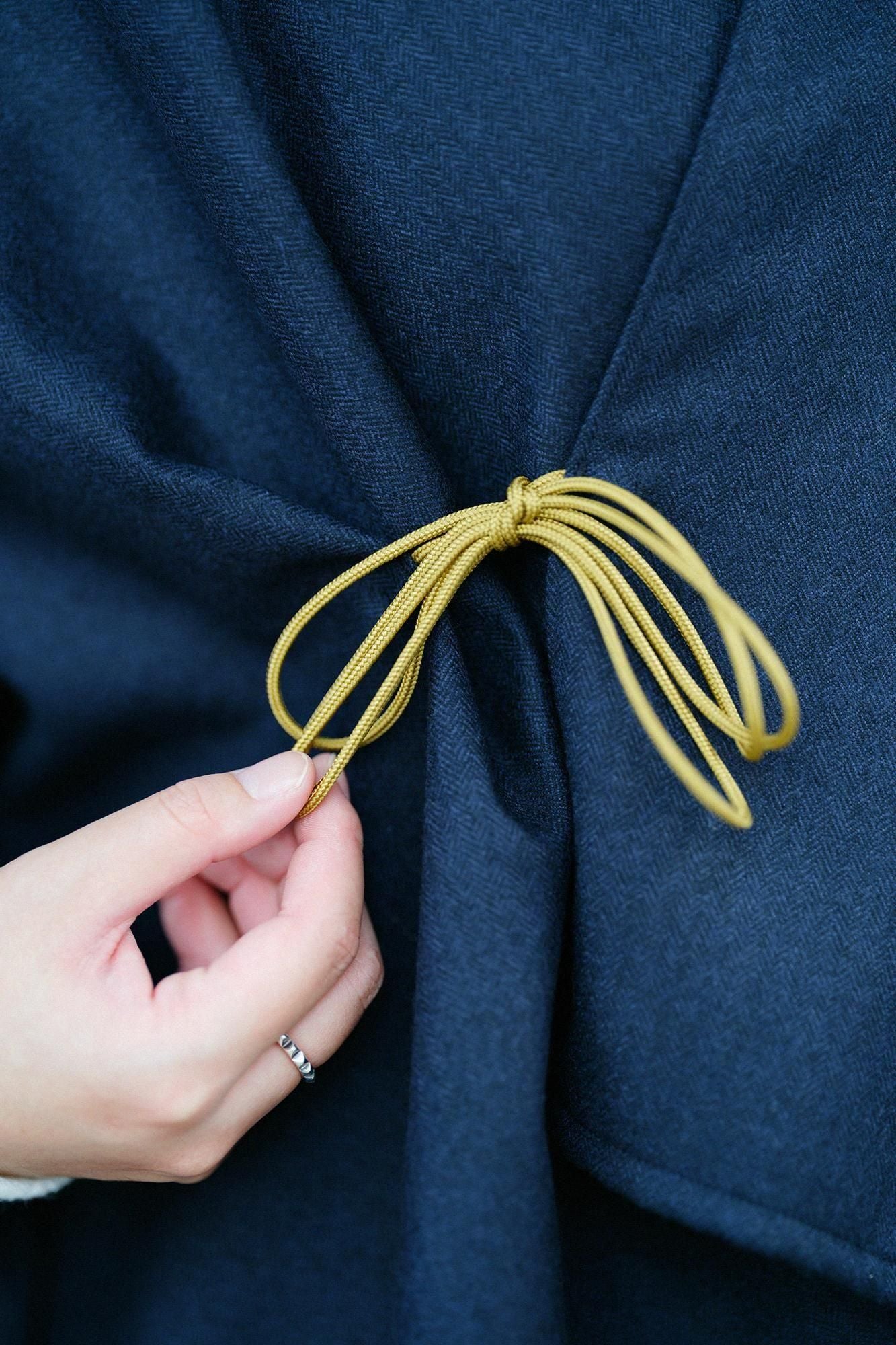 Combed Yarn Herringbone Weave Kisaragi Short Poncho / Dark Navy