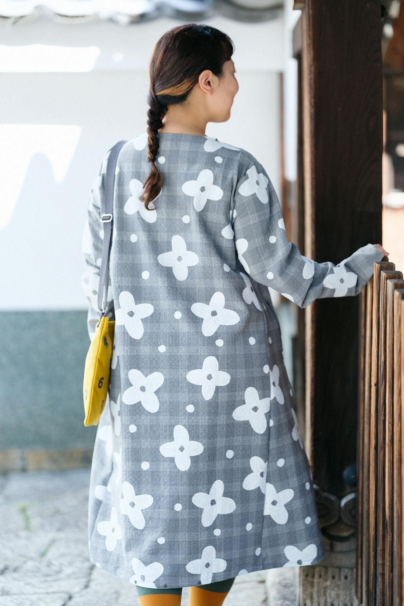 羊毛泡泡布 BIKE 連身裙／山花風 銀灰色格紋