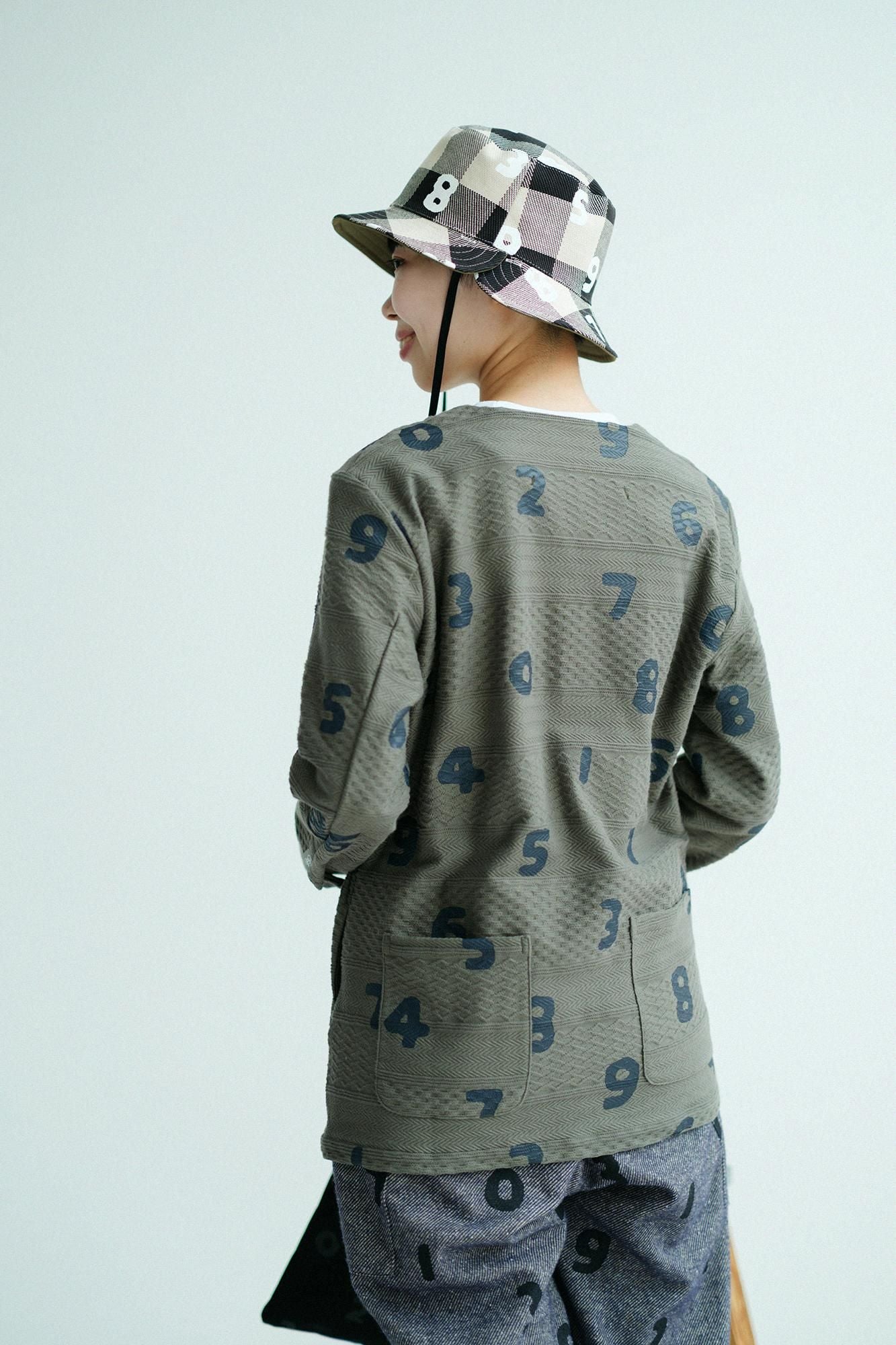 Jacquard Knit Collarless V-neck BIKE Jacket / SO-SU-U Greyish Matcha Color