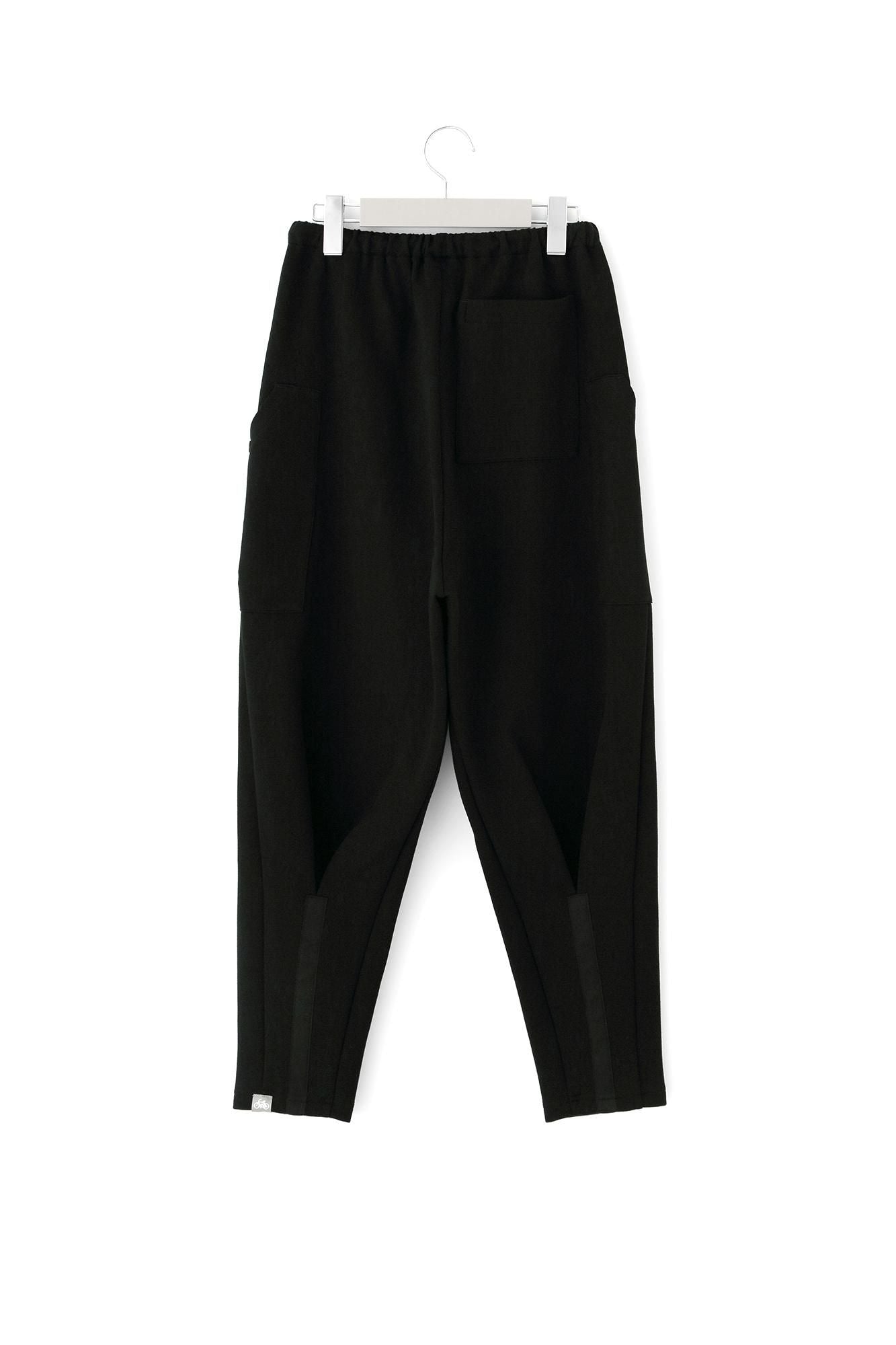 골판지 니트 BIKE 조드푸르 팬츠/검은색