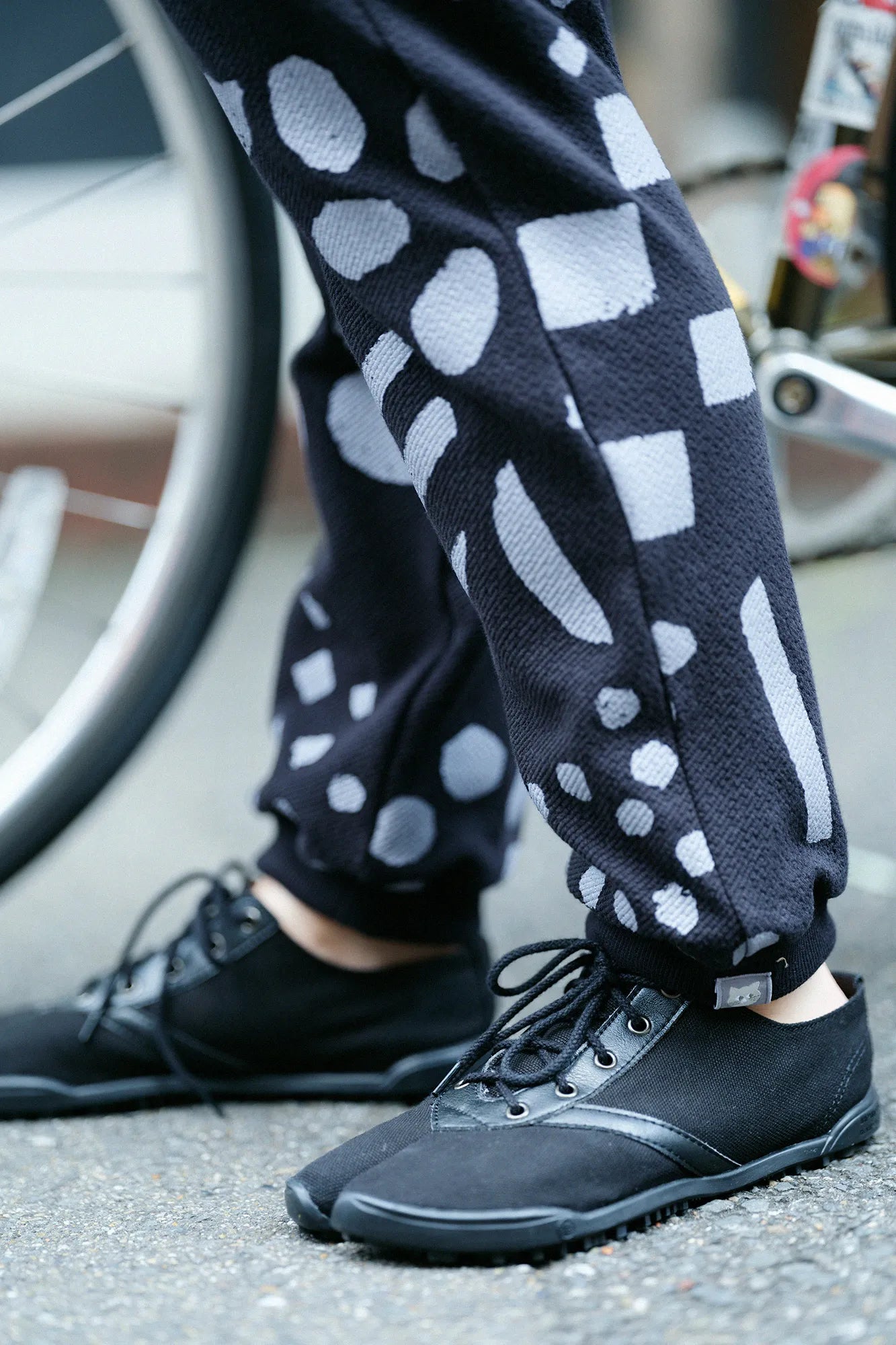 フクレジャカール BIKEパンツ／うらら陽（よう） ブラック