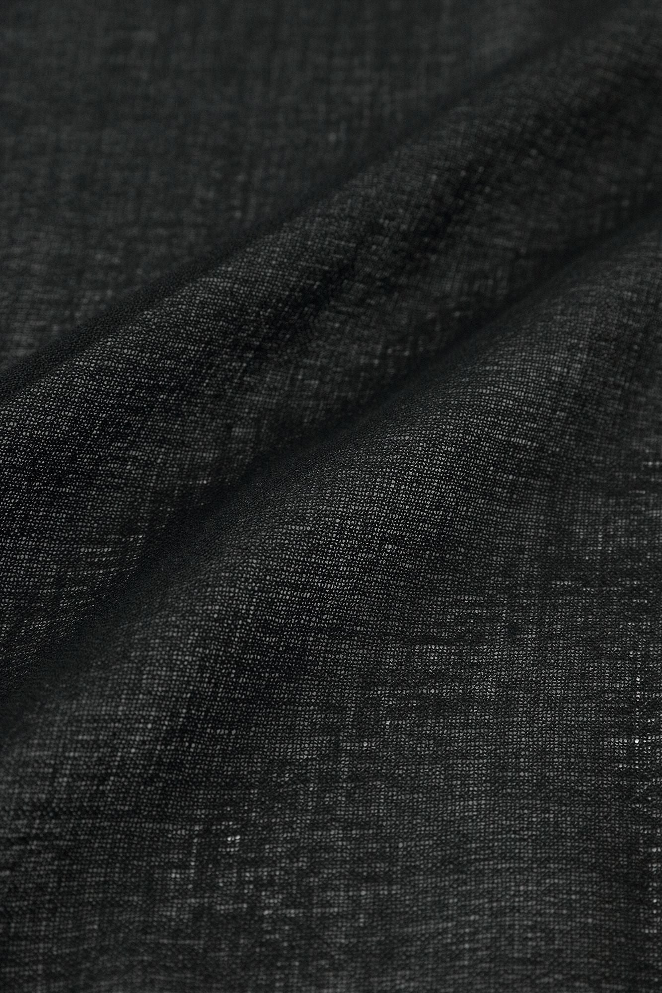 梳毛（そもう） 紗（しゃ） 宮中袖（きゅうちゅうそで） 短衣（たんい） 単（ひとえ）／濡羽色（ぬればいろ）