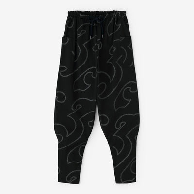 伸（しん） 綾織（あやおり） 裁付（たっつけ）えんゆう穿き／山万波（やままんぱ）濡羽色（ぬればいろ）