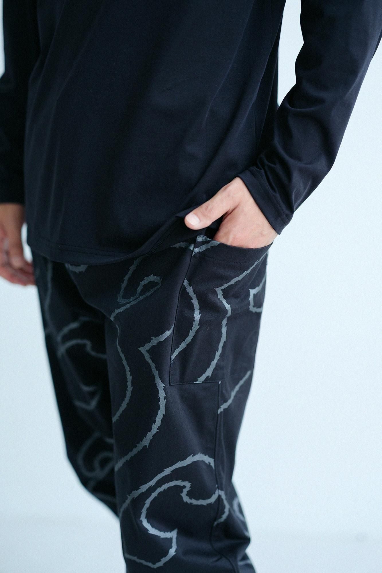 伸（しん） 綾織（あやおり） 裁付（たっつけ）えんゆう穿き／山万波（やままんぱ）濡羽色（ぬればいろ）