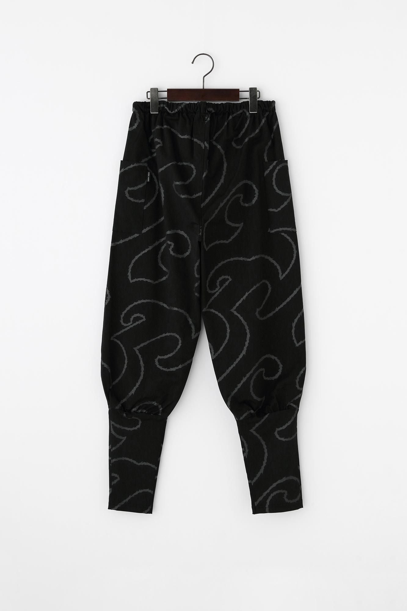 伸（しん） 綾織（あやおり） 裁付（たっつけ）えんゆう穿き／山万波（やままんぱ）濡羽色（ぬればいろ）