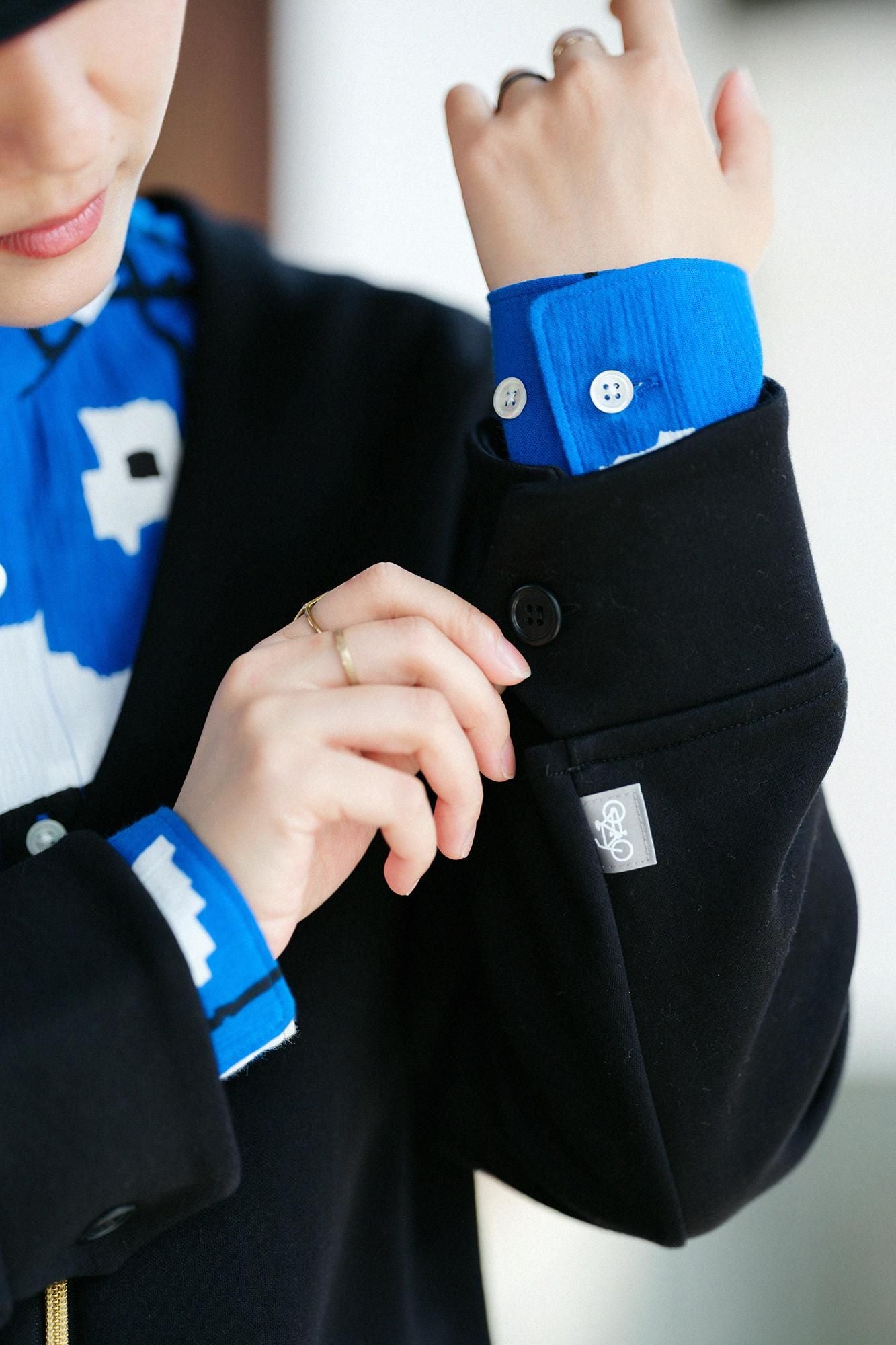 ダンボールニット ノーカラーVネックBIKEジャケット／ブラック