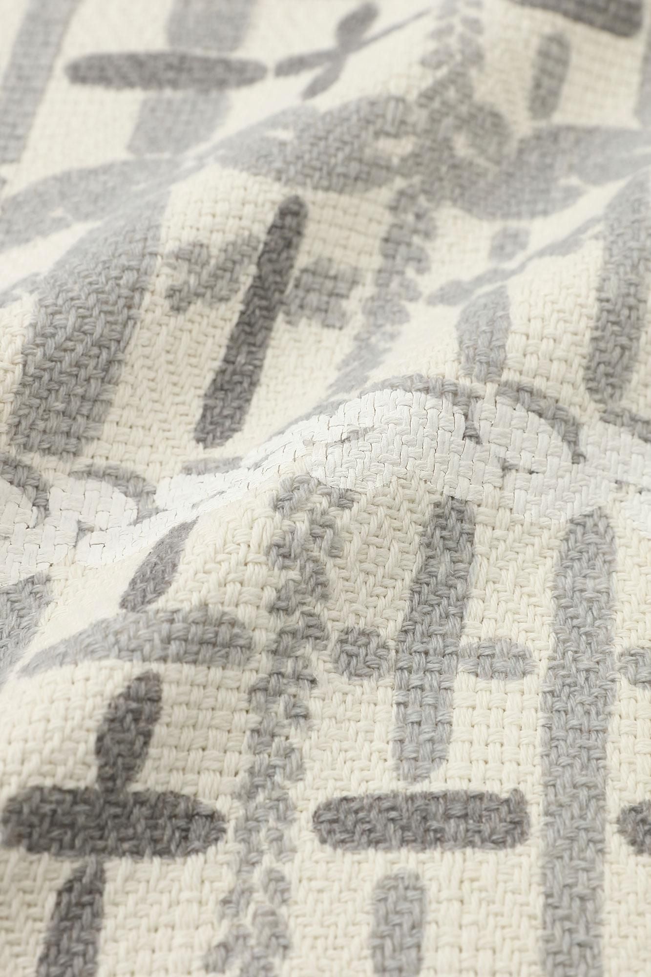 Cotton-linen Blend diamondPattern​ ​(HishimonYocormorant) Light Tunic Coat／Lath