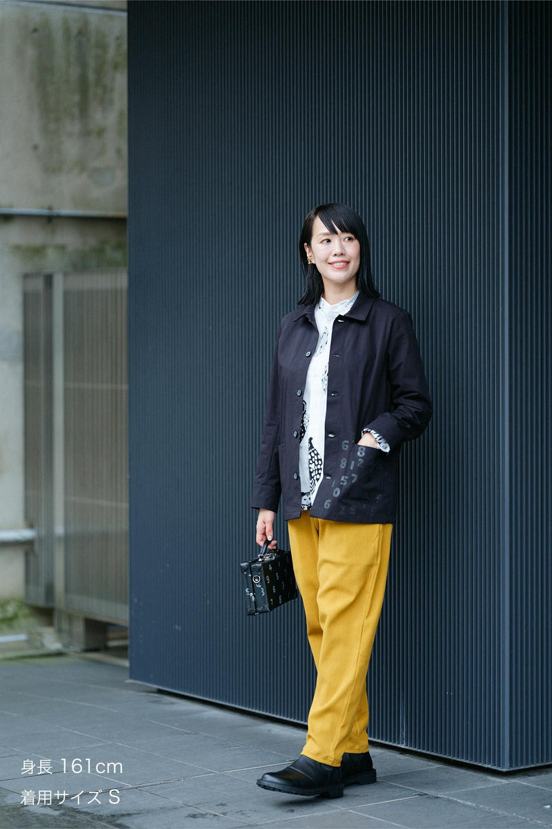 （优搜。） 有领夹克