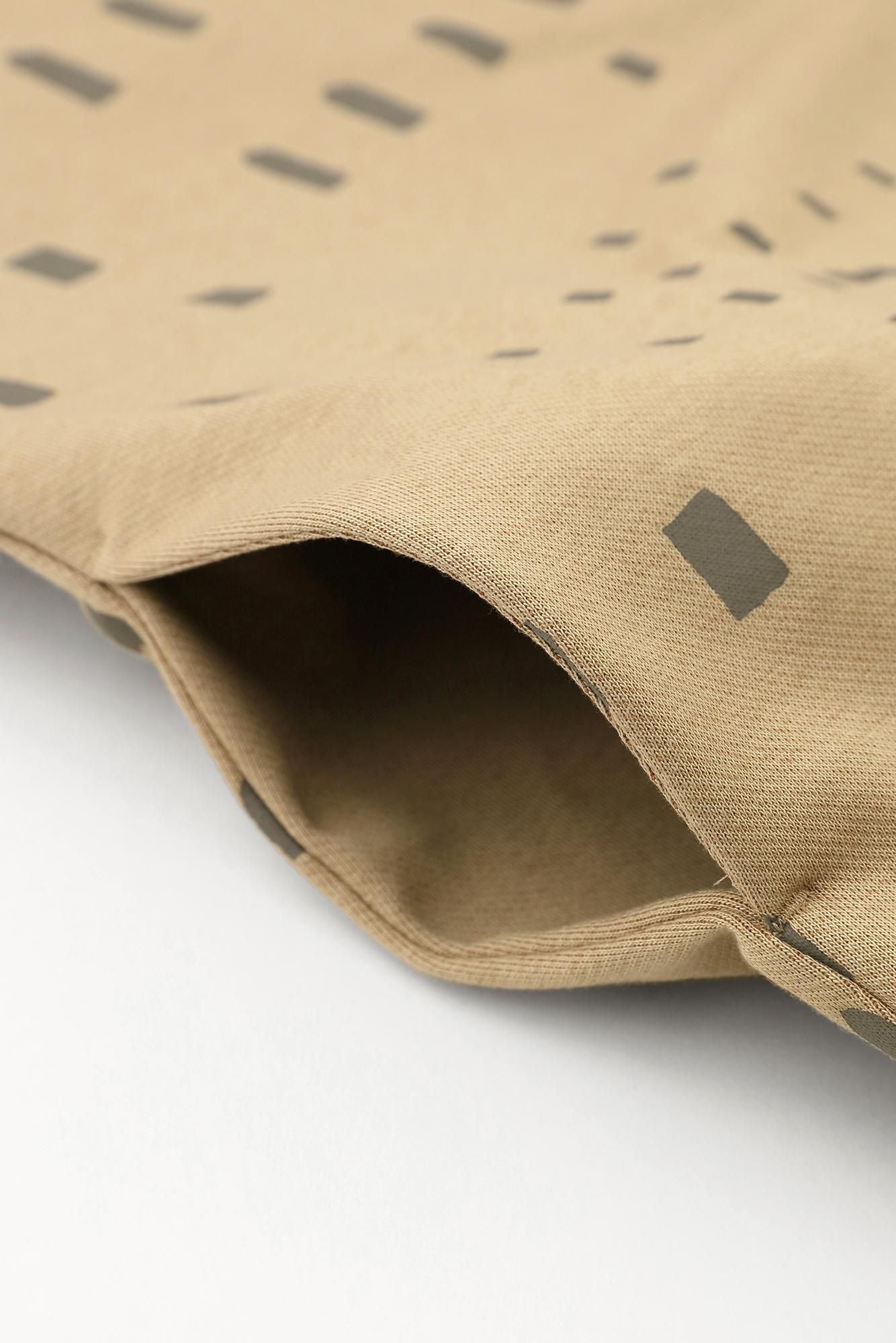 鑲嵌針織 立領輕型外套 超長版／窗 棕色