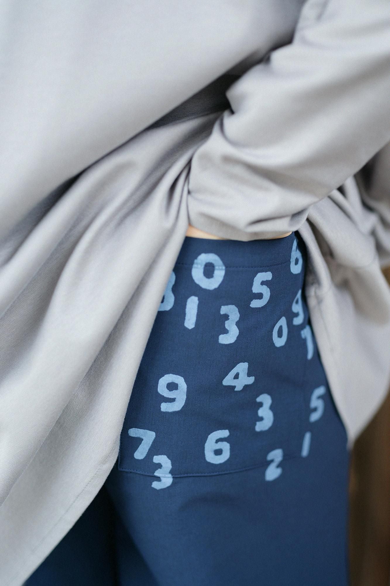 弹力桃皮绒阔腿裤/tomekon