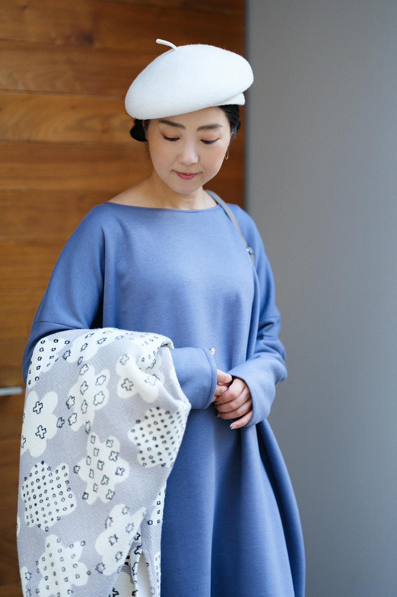 카드보드 니트 보트넥 L/S OP 맥시길이/포그 블루