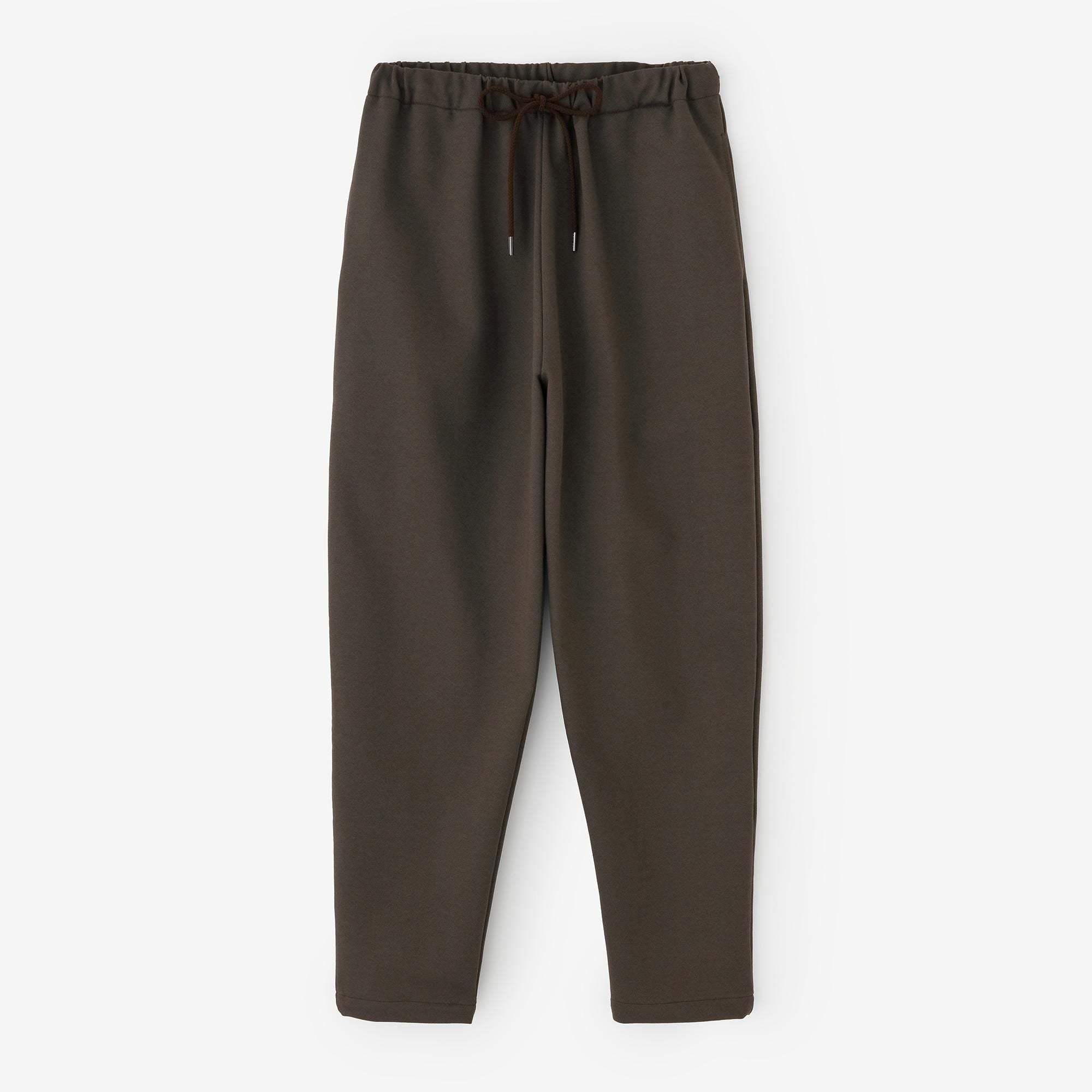 soe ソーイ イージースラックス テーパードパンツ ブラウン サイズ2 soe（ソーイ）の「STRAIGHT SLACKS（スラックス）」 - WEAR