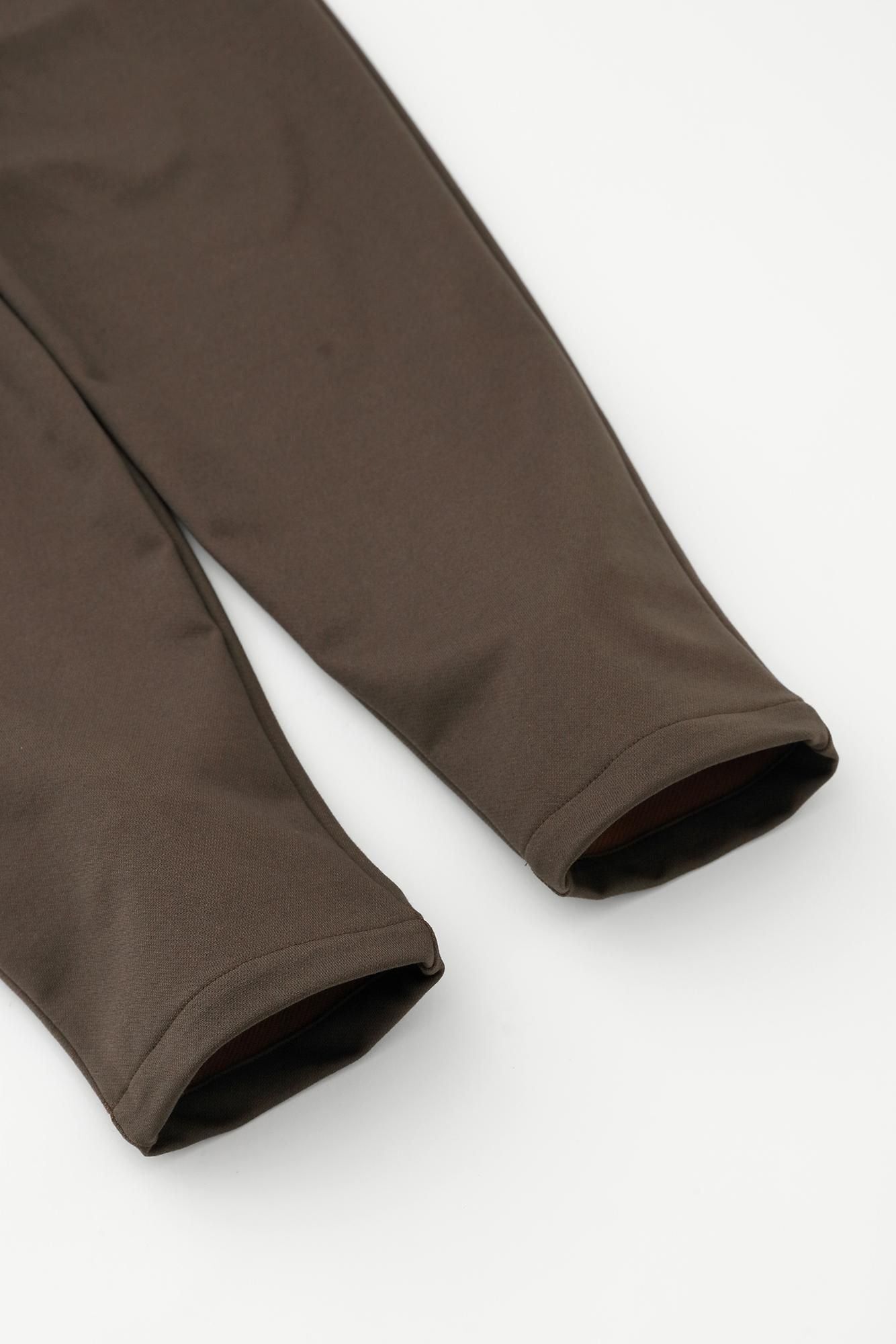 인레이 저지 이지 테이퍼드 팬츠／브라운