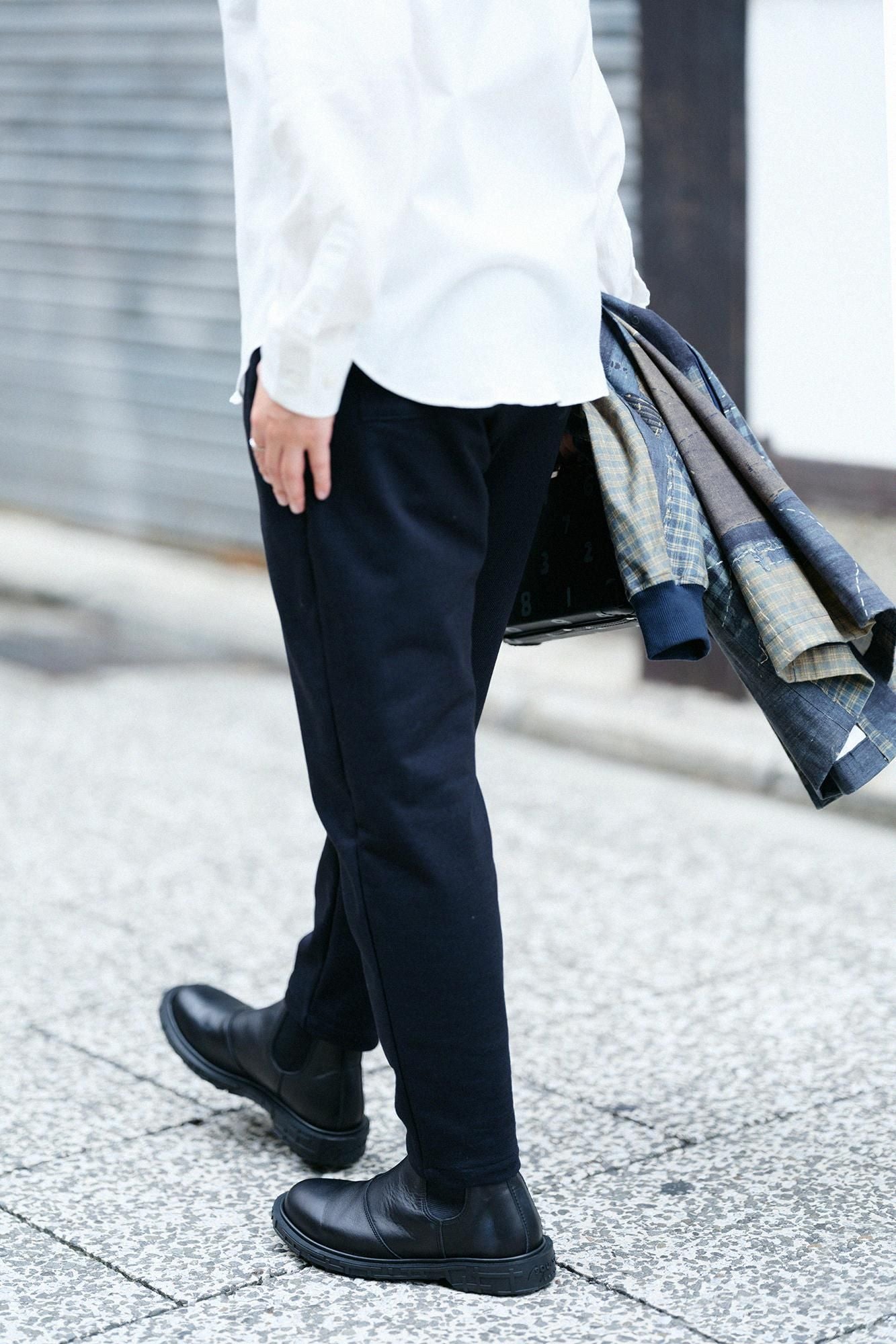 鑲嵌針織 休閒窄管長褲／黑藍色