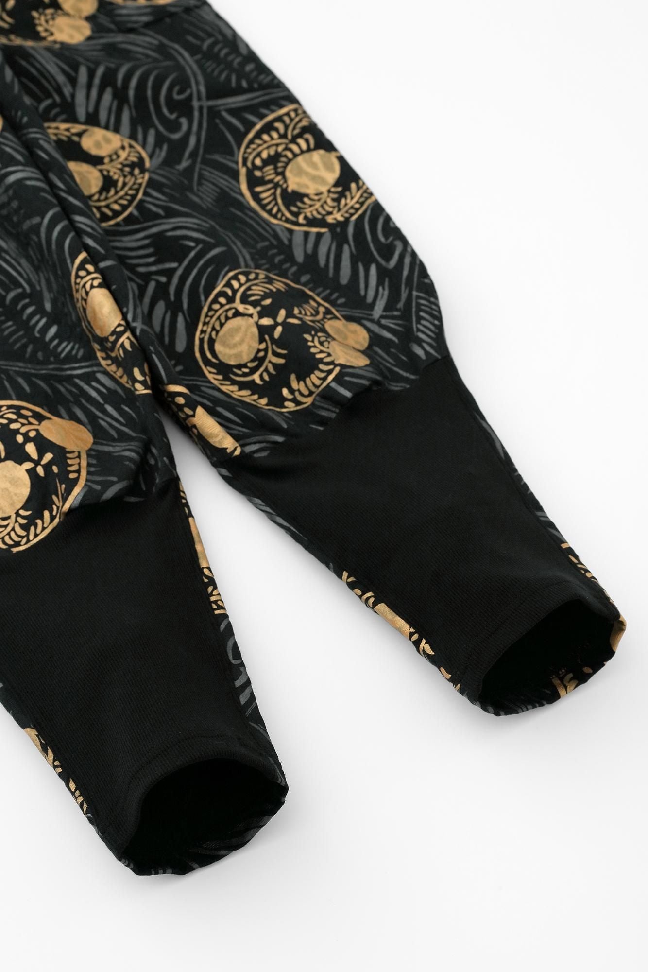 ジャカール ふくれ織 裁付（たっつけ）えんゆう穿き／草紋（そうもん） 濡羽色（ぬればいろ）