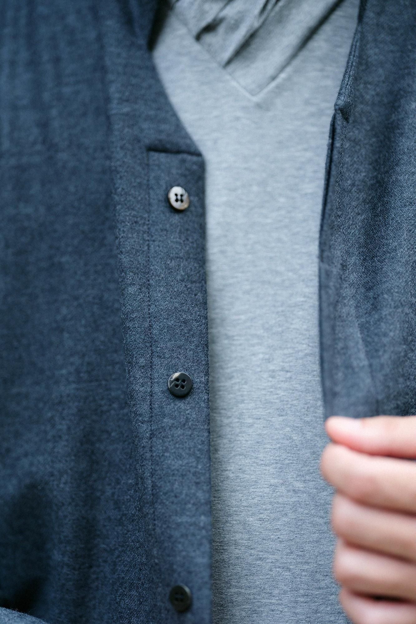 밸런스 써큘러(R) 울 노부히데 소이 탑/탈탄 컬러