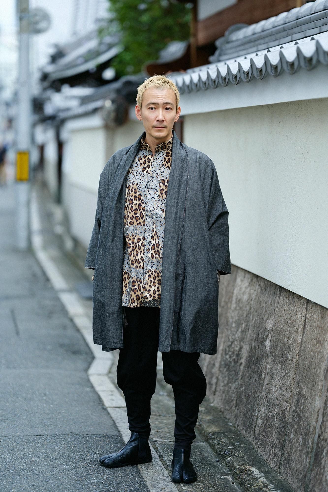 Corduroy Band Collar(Tachieri) Tsutsusode robe (tsutsu-sode robe)signDeshinii)/Tied-up Leopard Spots